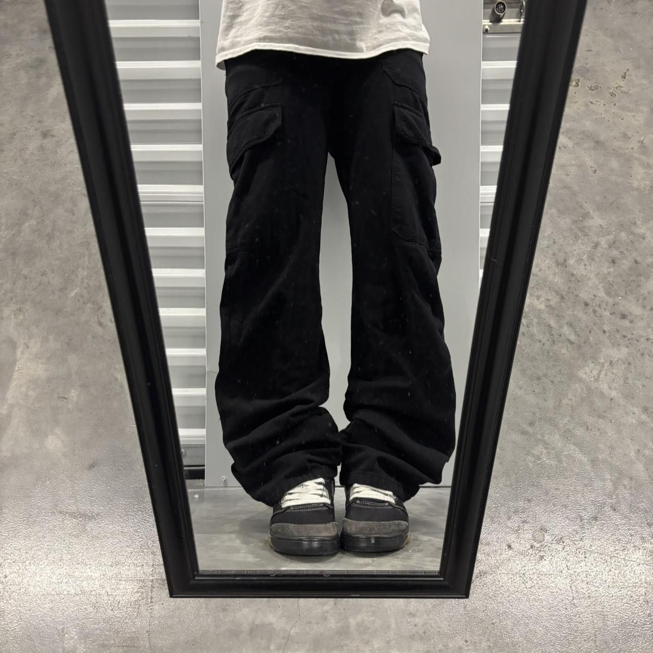 Japanese Brand × Vintage Crazy Vintage Y2K/2000s Black Streetwear Cargo Pants! Size US 26 / EU 42 - 1 Thumbnail