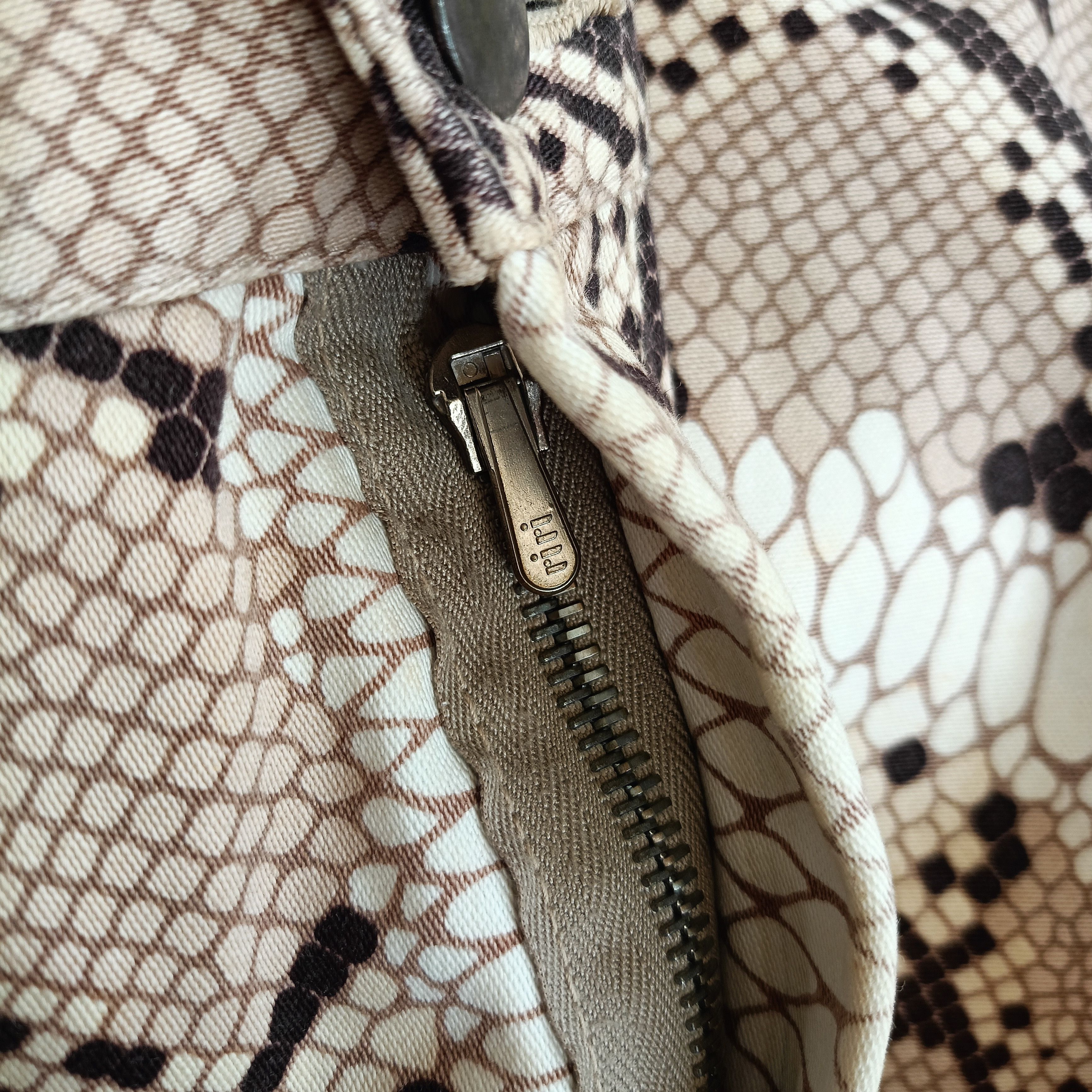 Needles NEPENTHES NEEDLES x NUMBER (N)INE SNAKEPRINT PANTS Size US 36 / EU 52 - 4 Thumbnail