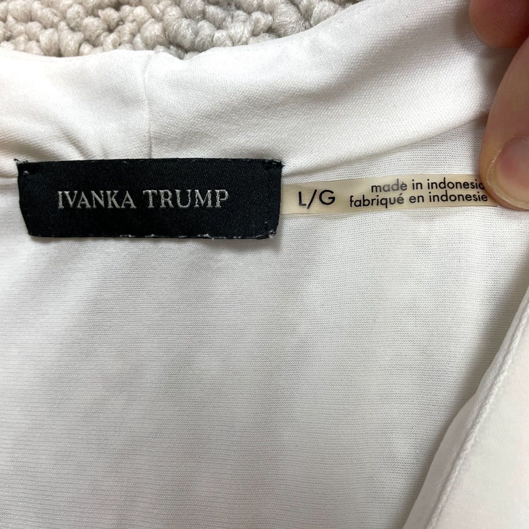 Vintage VINTAGE Ivanka Trump Shirt Womens L White Solid Sleeveless Tank Top Zip 1/4 Zip Size L / US 10 / IT 46 - 2 Thumbnail