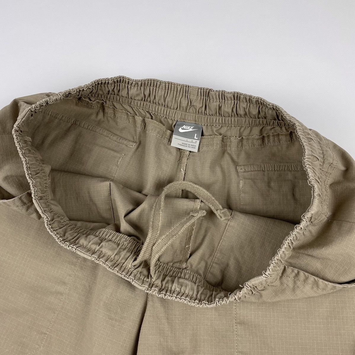 Nike Vintage Nike cargo Shorts Size US 34 / EU 50 - 8 Thumbnail