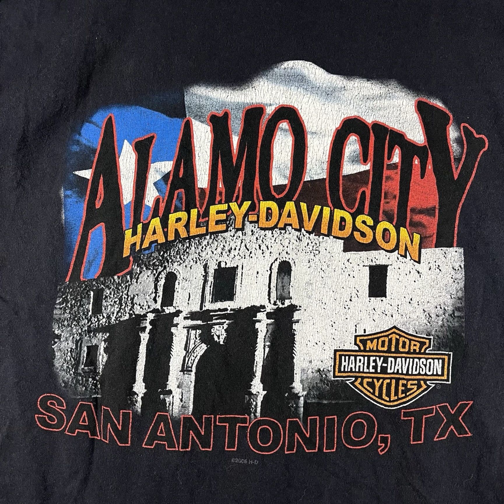 Harley Davidson VINTAGE Harley-Davidson Biker Graphic T-Shirt XL Black 2006 Alamo City San Antonio Mens Size US XL / EU 56 / 4 - 2 Thumbnail