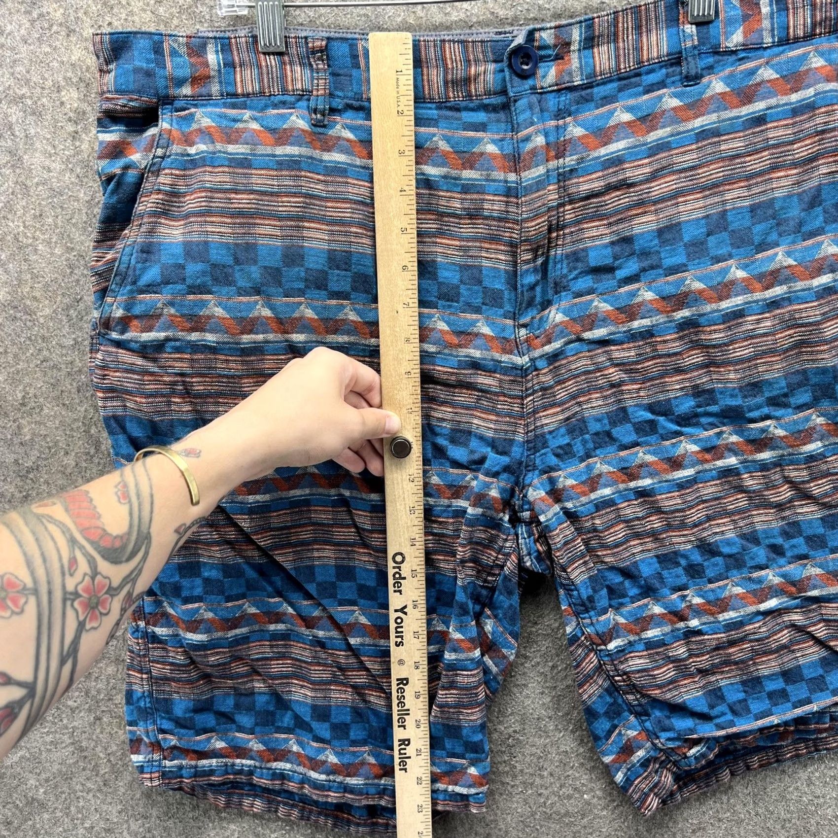 Vintage LRG Shorts Mens 42 Blue Geometric Linen Cotton Flat Front Casual Summer Chino Pockets Mens 42 Blue Geometric Linen Cotton Flat Front Summer Size US 42 / EU 58 - 5 Thumbnail