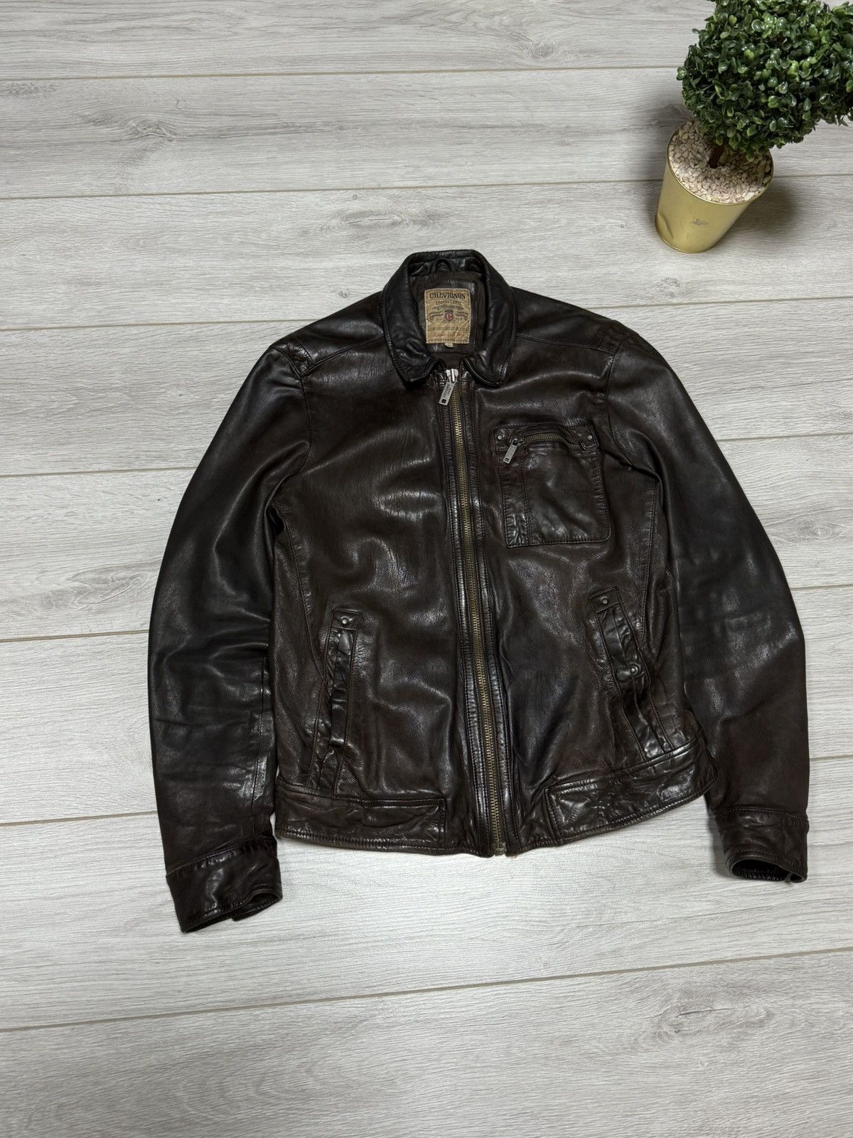 Chevignon Chevignon leather jacket zip vintage Size US L / EU 52-54 / 3 - 6 Thumbnail