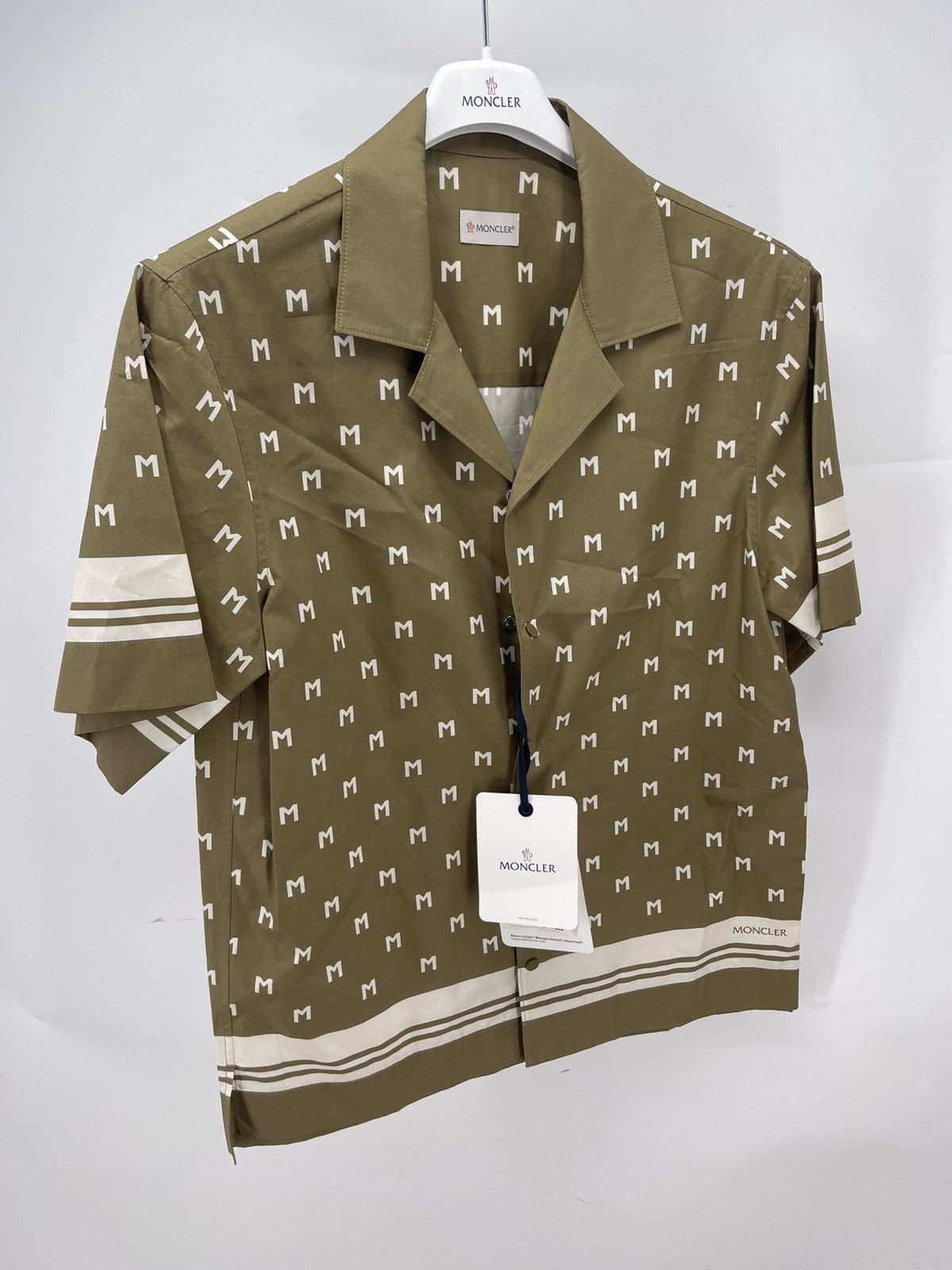 Moncler Moncler button up shirt size S Size US S / EU 44-46 / 1 - 1 Thumbnail
