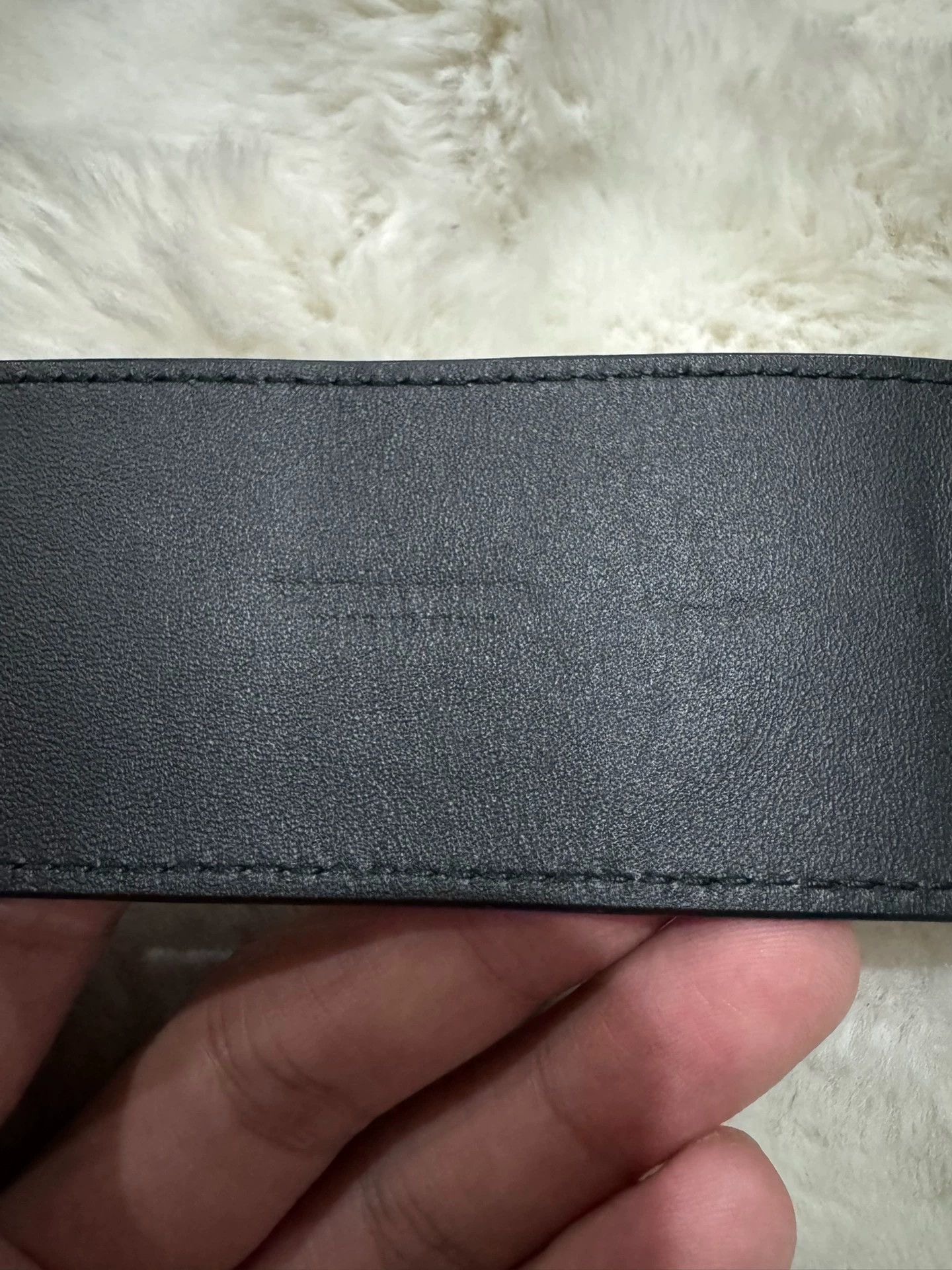 Bottega Veneta Brand new Bottega Veneta (bv) black and gold leather belt. Size ONE SIZE - 7 Thumbnail