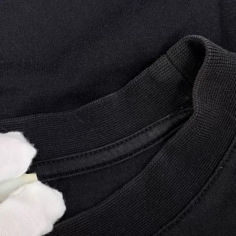 Givenchy Givenchy Black Logo Letter Printed Cotton Crew Neck Short- Size US M / EU 48-50 / 2 - 8 Thumbnail
