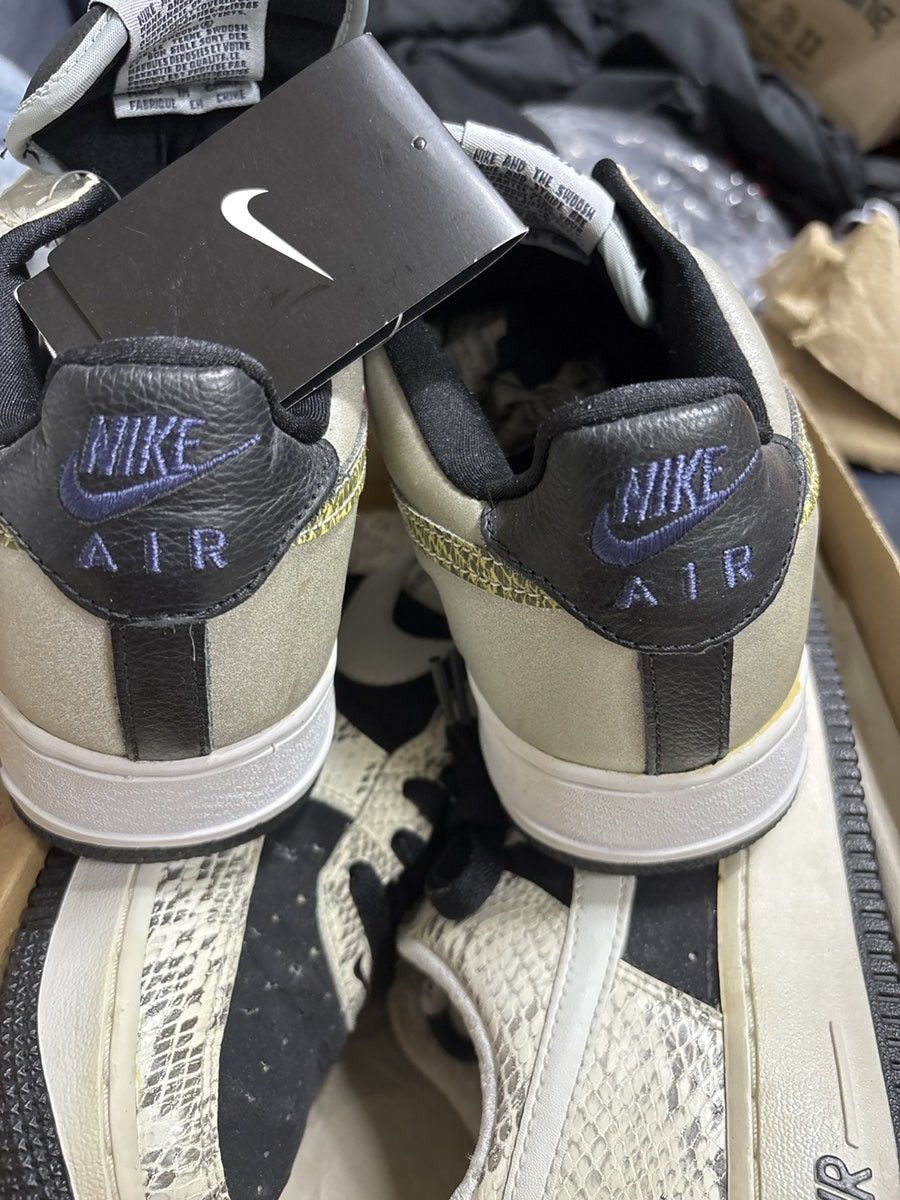 Nike 2001 Nike Air Force 1 low Dead Stock Size US 7.5 / EU 40-41 - 3 Thumbnail