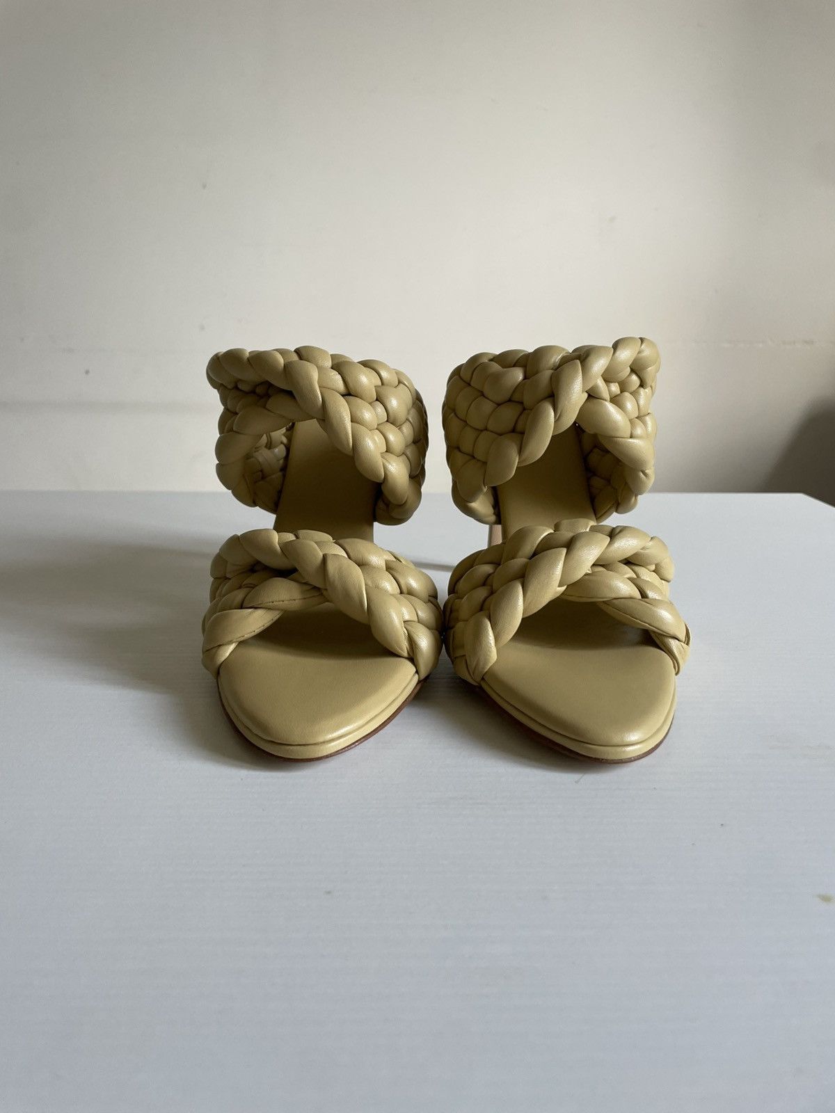 Bottega Veneta Bottega Veneta leather sandals Size US 6.5 / IT 36.5 - 8 Thumbnail