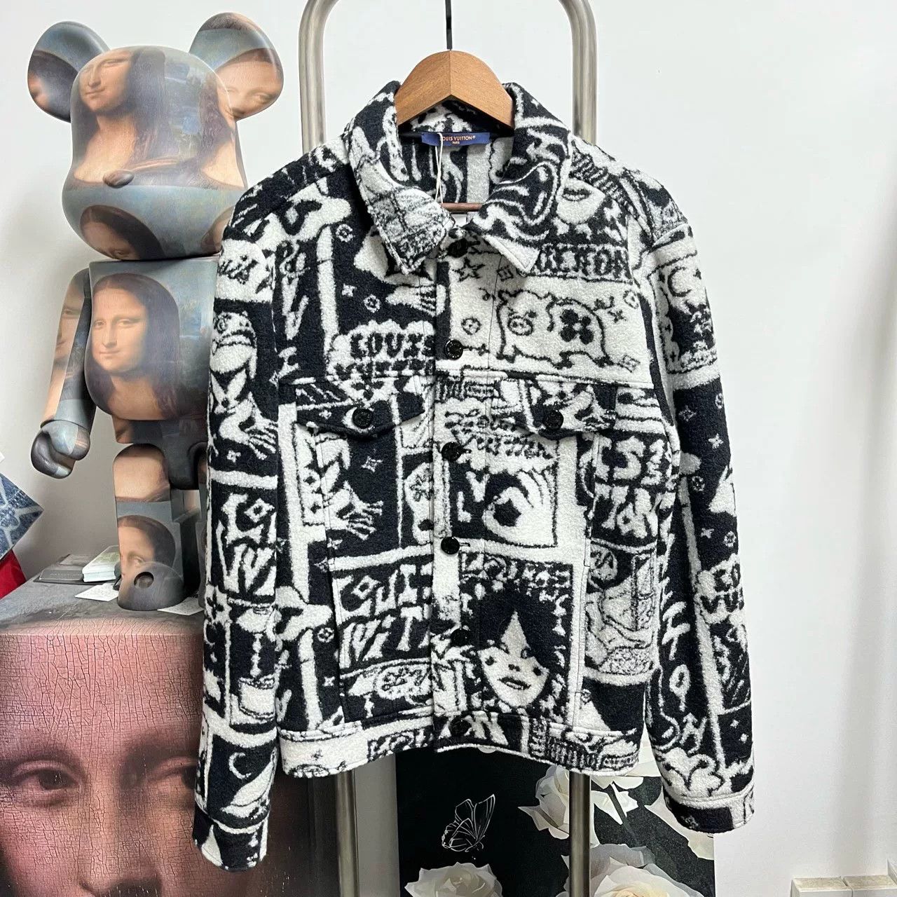 Louis Vuitton Louis Vuitton Wool Comic Print Coat Size US M / EU 48-50 / 2 - 1 Thumbnail