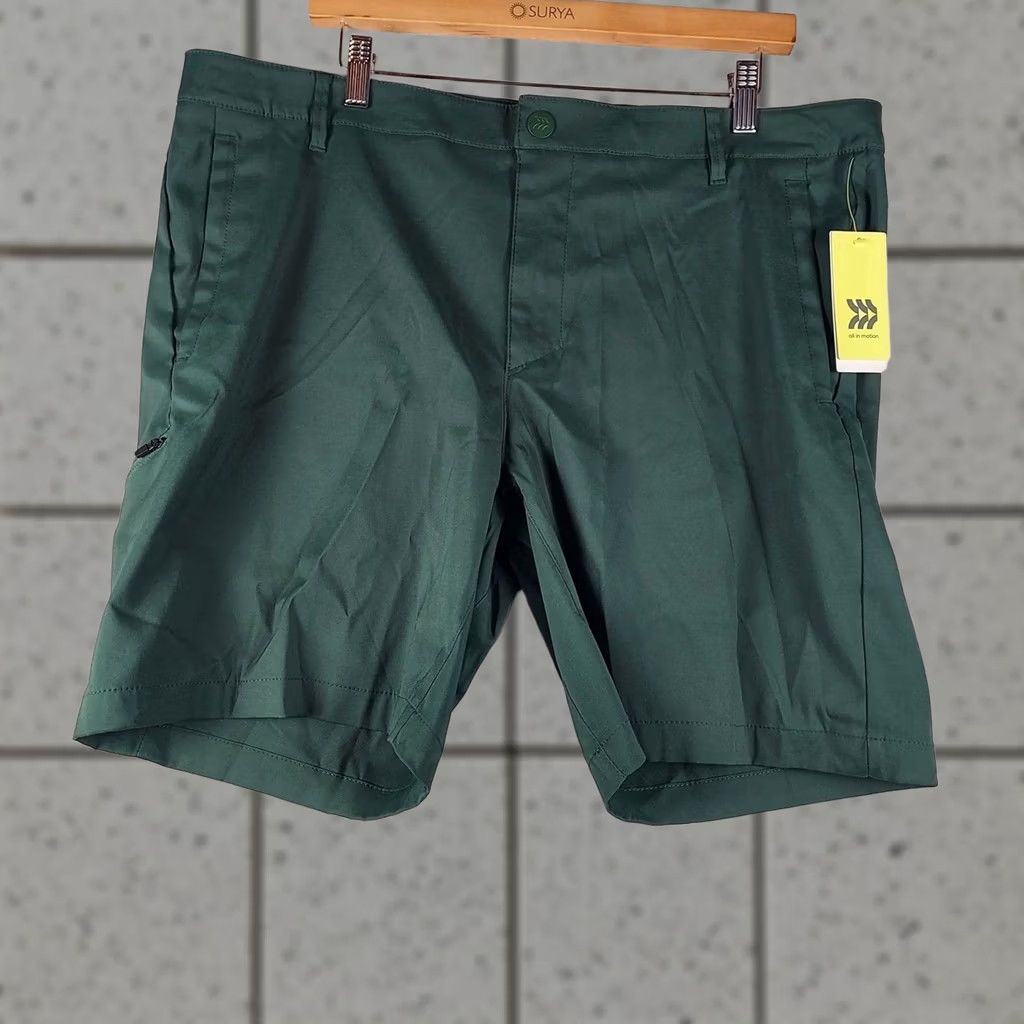 Vintage All In Motion Mens Cargo Golf Shorts Size 40 Green 8" Inseam Zipper Pocket Quick Dry Moisture Wicking UPF 50 Belted Casual Golf Summer Mens Size US 40 / EU 56 - 1 Thumbnail