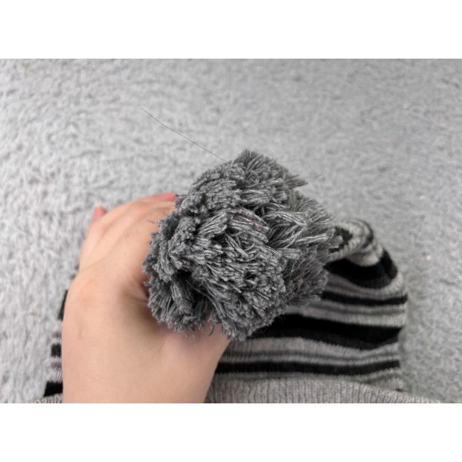 Vintage Dollar Tree Beanie Adult One Size Gray Striped Knit Polyester Ski Pom Unisex Adults Size ONE SIZE - 3 Thumbnail