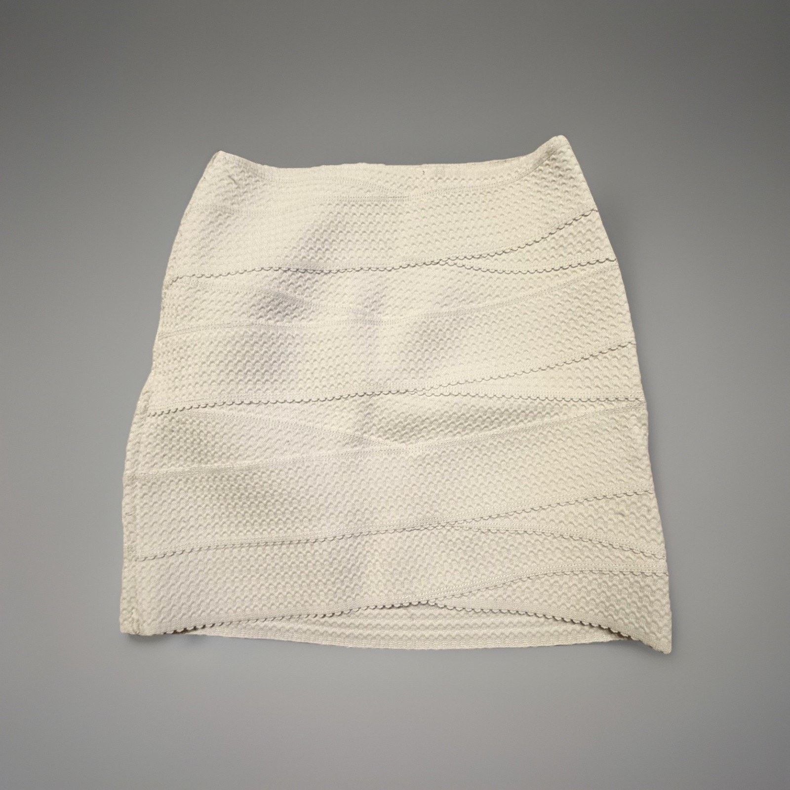 H&M H&M Woman’s White Party Club Bodycon Mini Skirt Cocktail - S Size 22" - 1 Thumbnail