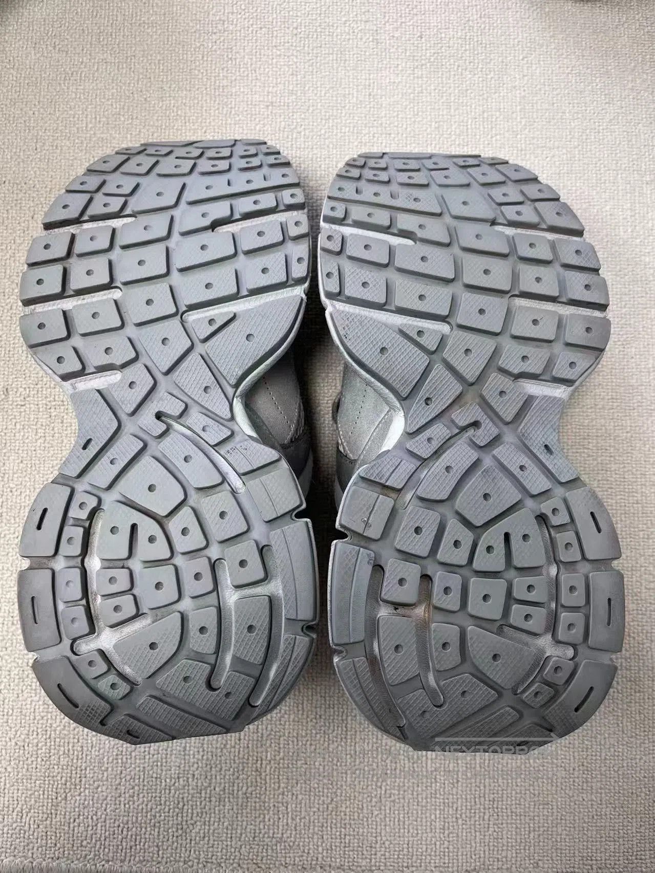 Balenciaga Balenciaga 3XL Low. Size US 9.5 / IT 39.5 - 6 Thumbnail