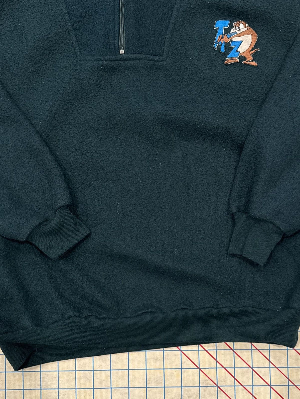 Vintage Vintage 93 Looney Tunes Taz 1/4 Zip Fleece Size Large Green Size US L / EU 52-54 / 3 - 8 Thumbnail