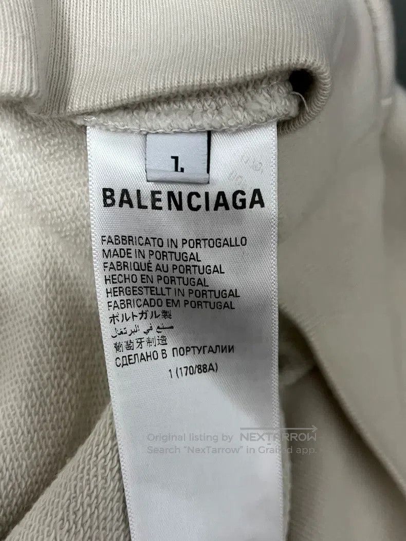 Balenciaga Balenciaga XXXL Slogan Logo Beige Hooded Sweatshirt Size US S / EU 44-46 / 1 - 5 Thumbnail