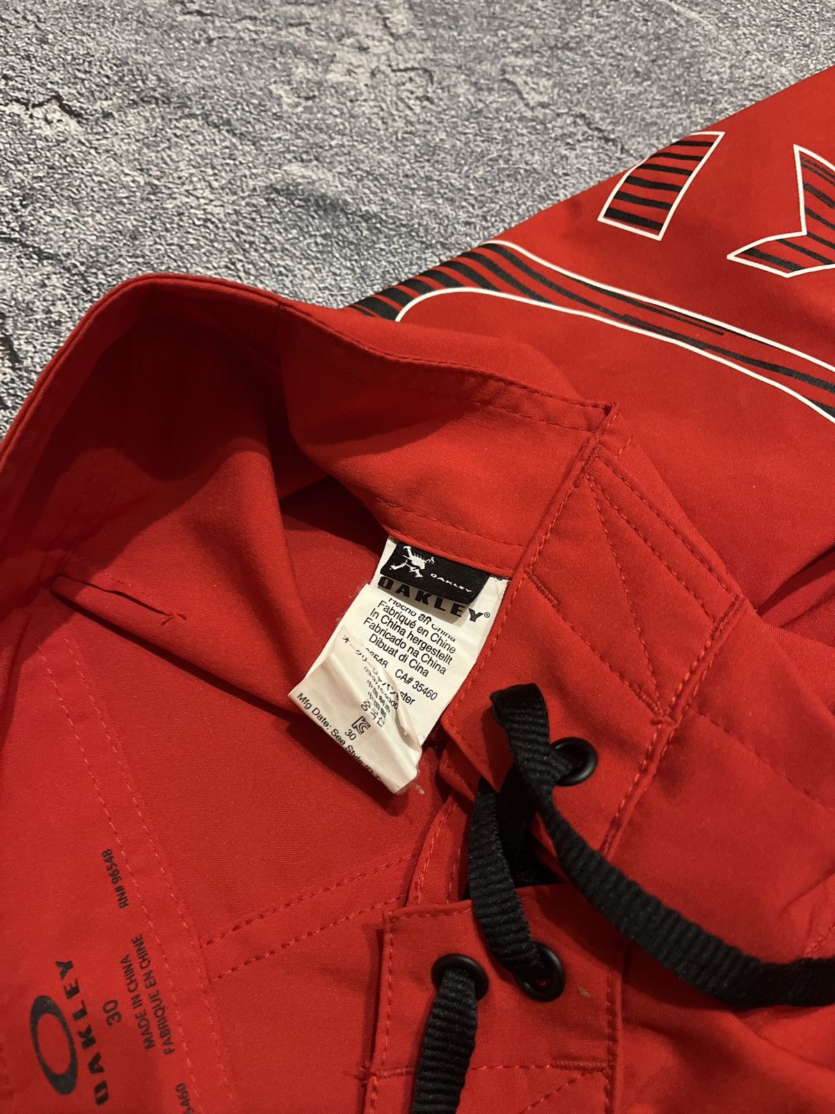 Oakley × Vintage Vintage Oakley Shorts Big Logo Swimwear Surfing Style Y2K Size US 30 / EU 46 - 6 Thumbnail