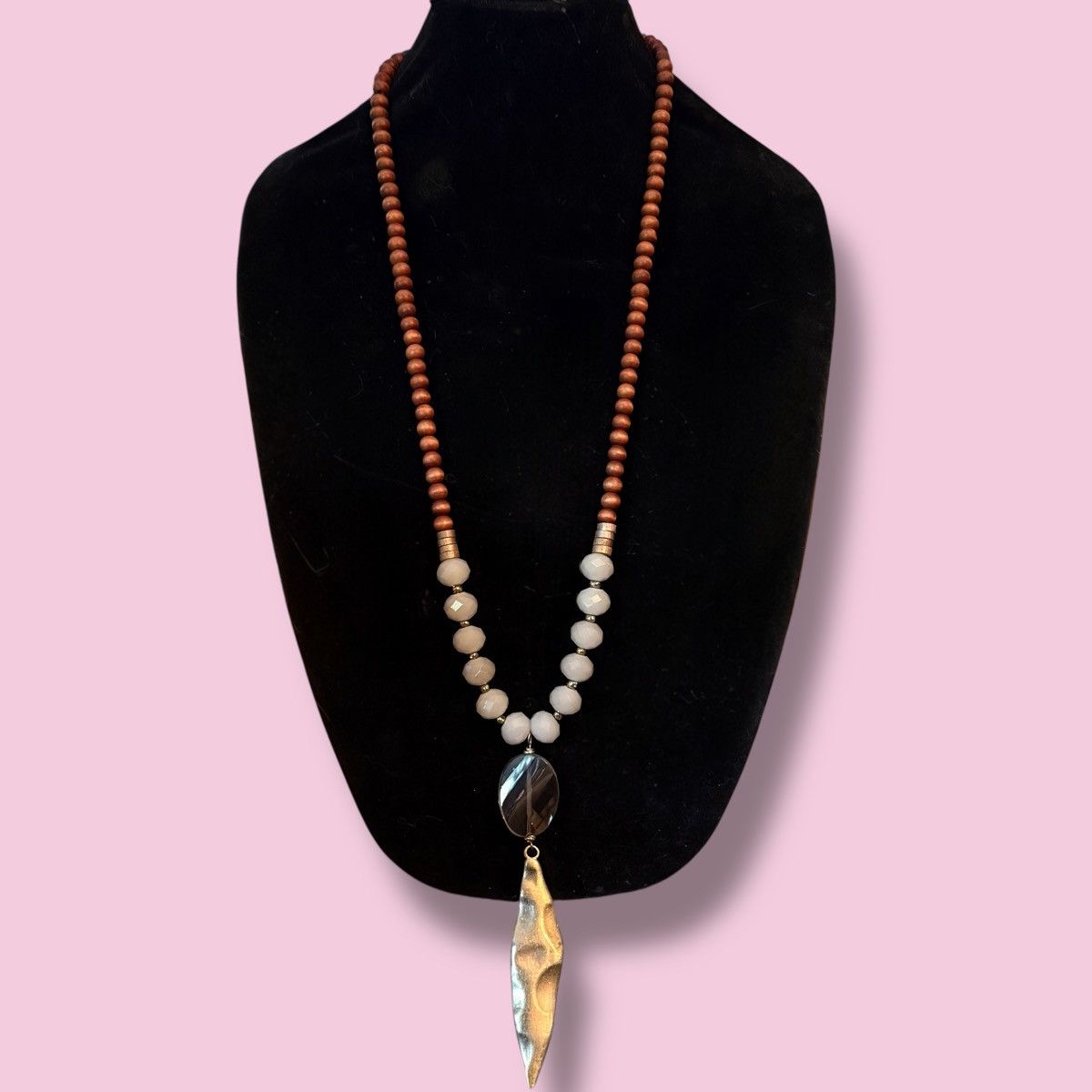 Canvas Canvas long beaded hammered pendant necklace Size ONE SIZE - 1 Thumbnail