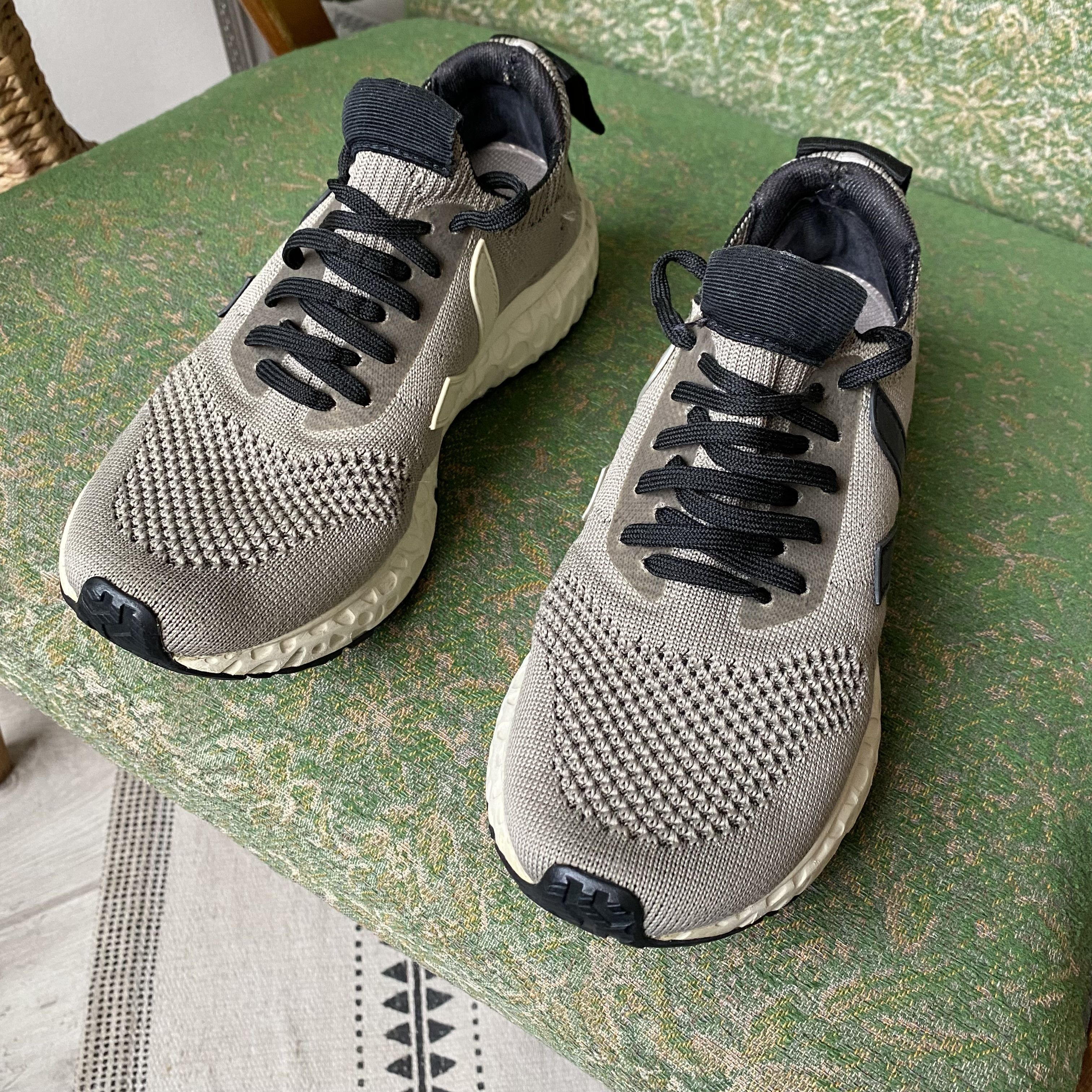 Rick Owens × Veja Rick Owens X Veja Grey Knit Running Sneakers Size US 5.5 / IT 35.5 - 3 Thumbnail