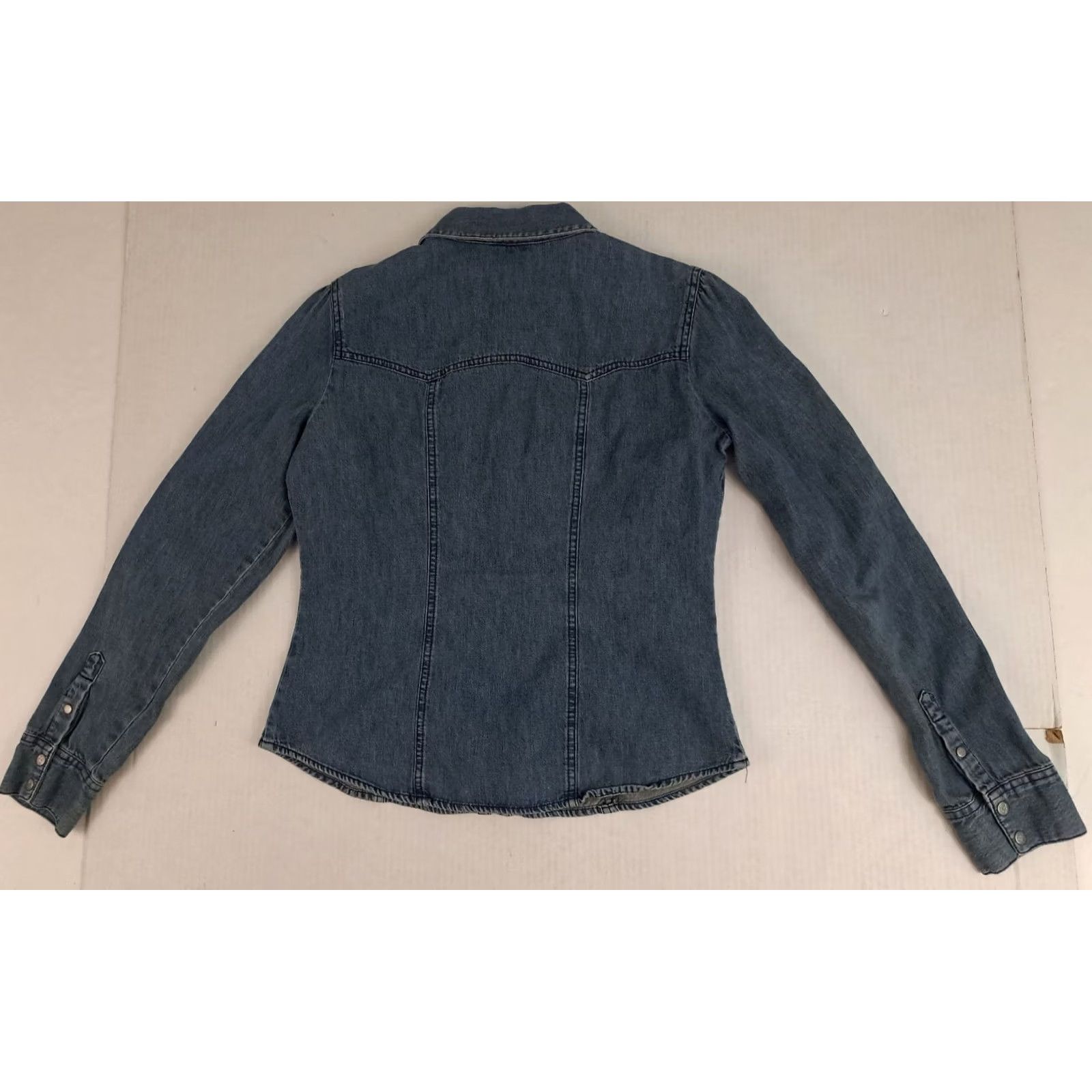 Vintage VINTAGE Calvin Klein Jeans Shirt Woman Western Denim Blue Button-Up Long Sleeve Cotton Pockets 22in Size M / US 6-8 / IT 42-44 - 5 Thumbnail