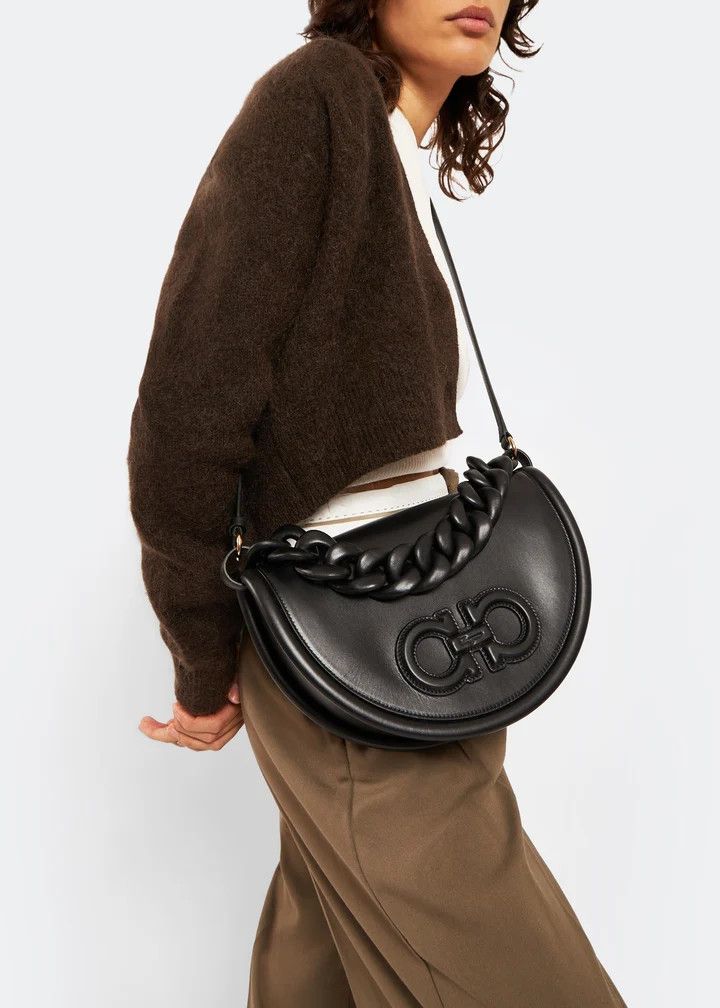 Salvatore Ferragamo o1y0426 Size : OS / Handbag in Black Size ONE SIZE - 4 Thumbnail