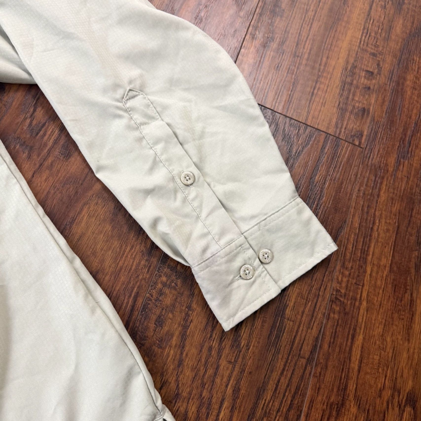 Vintage Columbia Shirt Mens 2XL Beige Tamiami Fishing Outdoor Long Sleeve Button-Up Vented Size US XXL / EU 58 / 5 - 3 Thumbnail