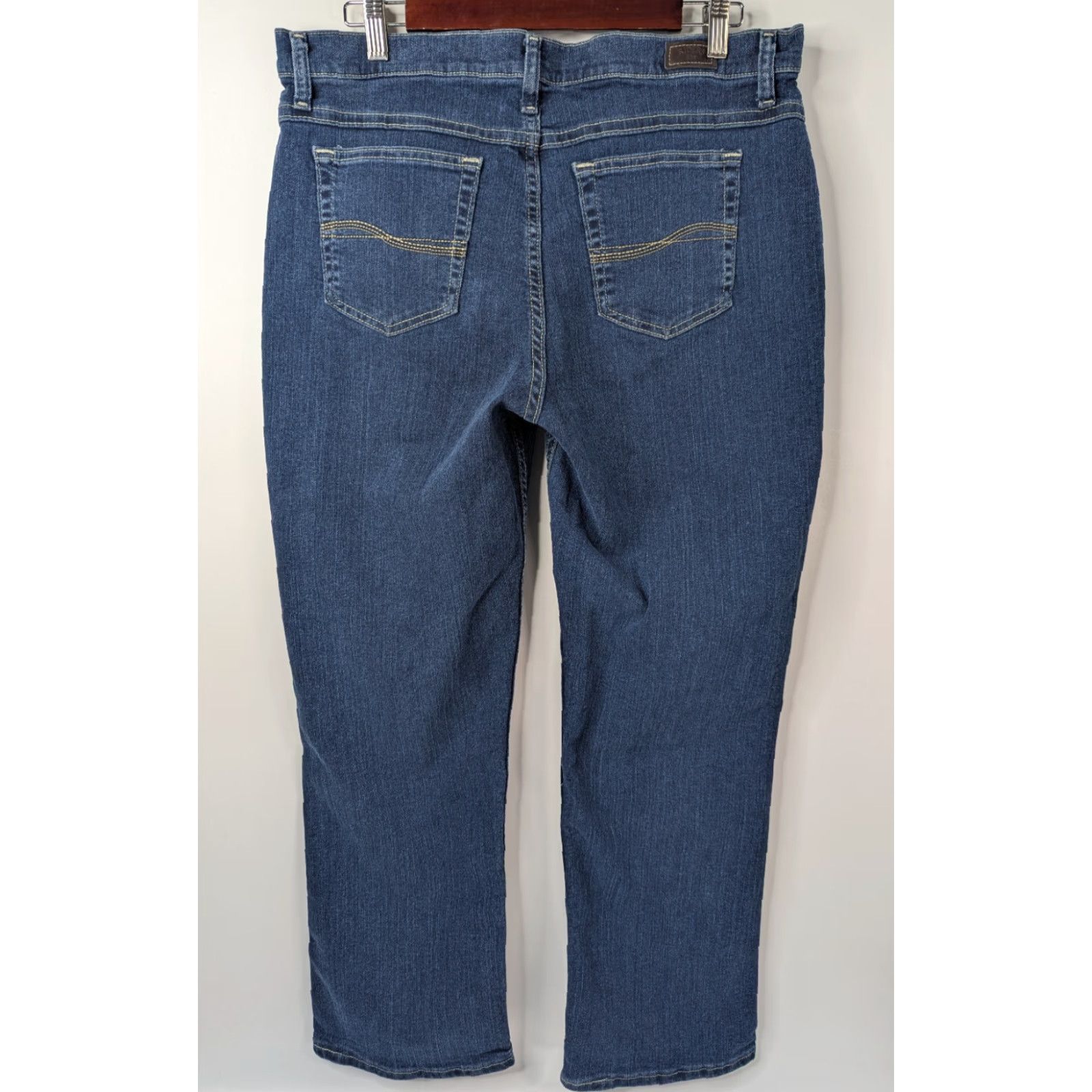 Lee Lee Jeans Women 16 Petite Blue Riders Classic Straight Leg Mid Rise 130M246 Jeans Mens? Size 38" / US 16 / IT 52 - 4 Thumbnail