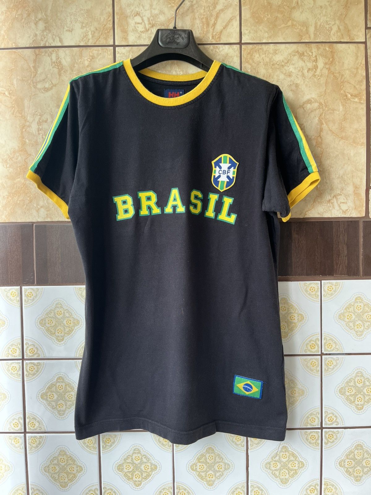 Helly Hansen Helly Hansen Brazil vintage soccer shirt 9 Size US XL / EU 56 / 4 - 1 Thumbnail