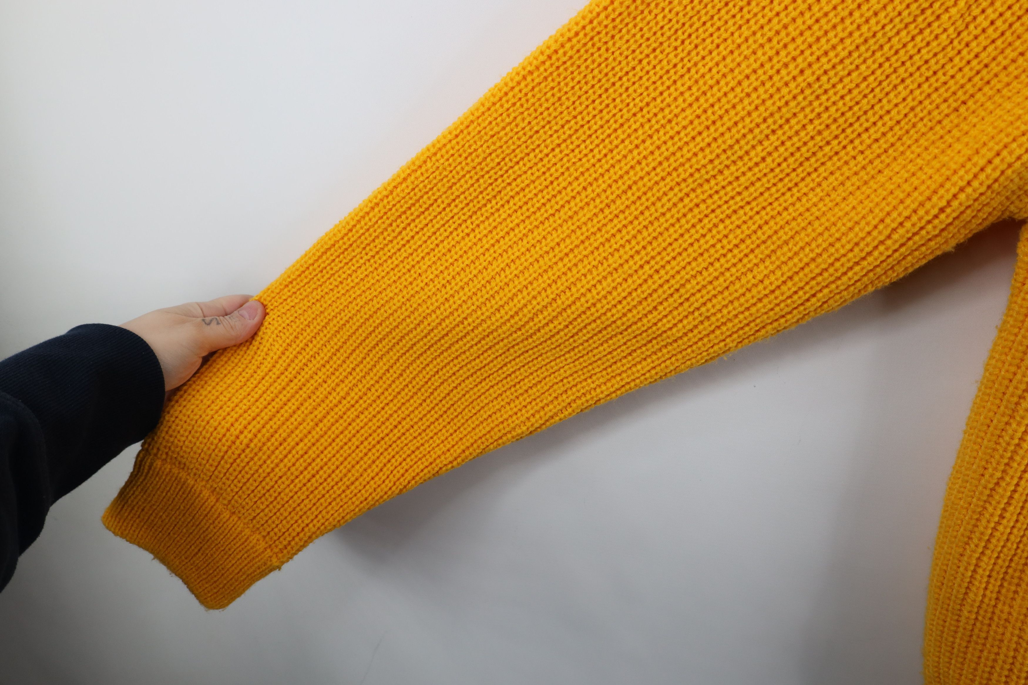 Vintage Vintage 90s Streetwear Ribbed Knit Crewneck Sweater Yellow Size US L / EU 52-54 / 3 - 6 Thumbnail