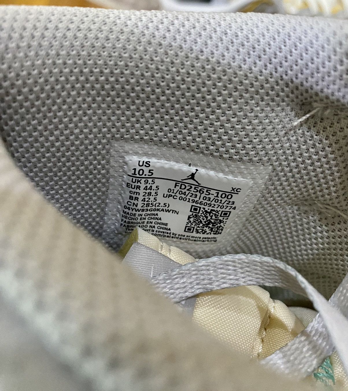 Jordan Brand UNION LA x Jordan 1 “Bephies Beauty Supply” Size US 10.5 / EU 43-44 - 6 Thumbnail