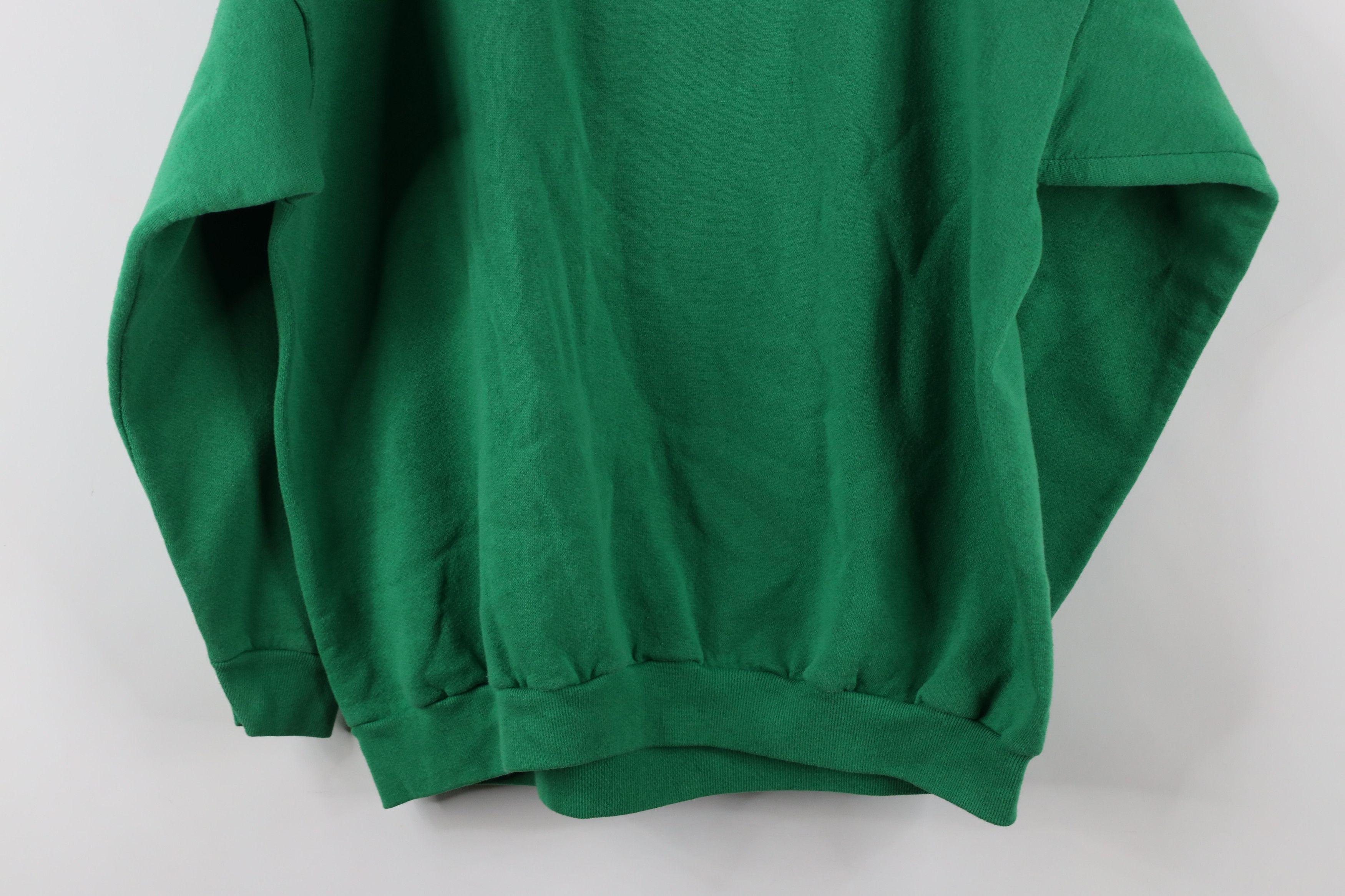 Vintage Vintage 90s Charlie Brown Peanuts Christmas Tree Sweatshirt Size US L / EU 52-54 / 3 - 13 Thumbnail