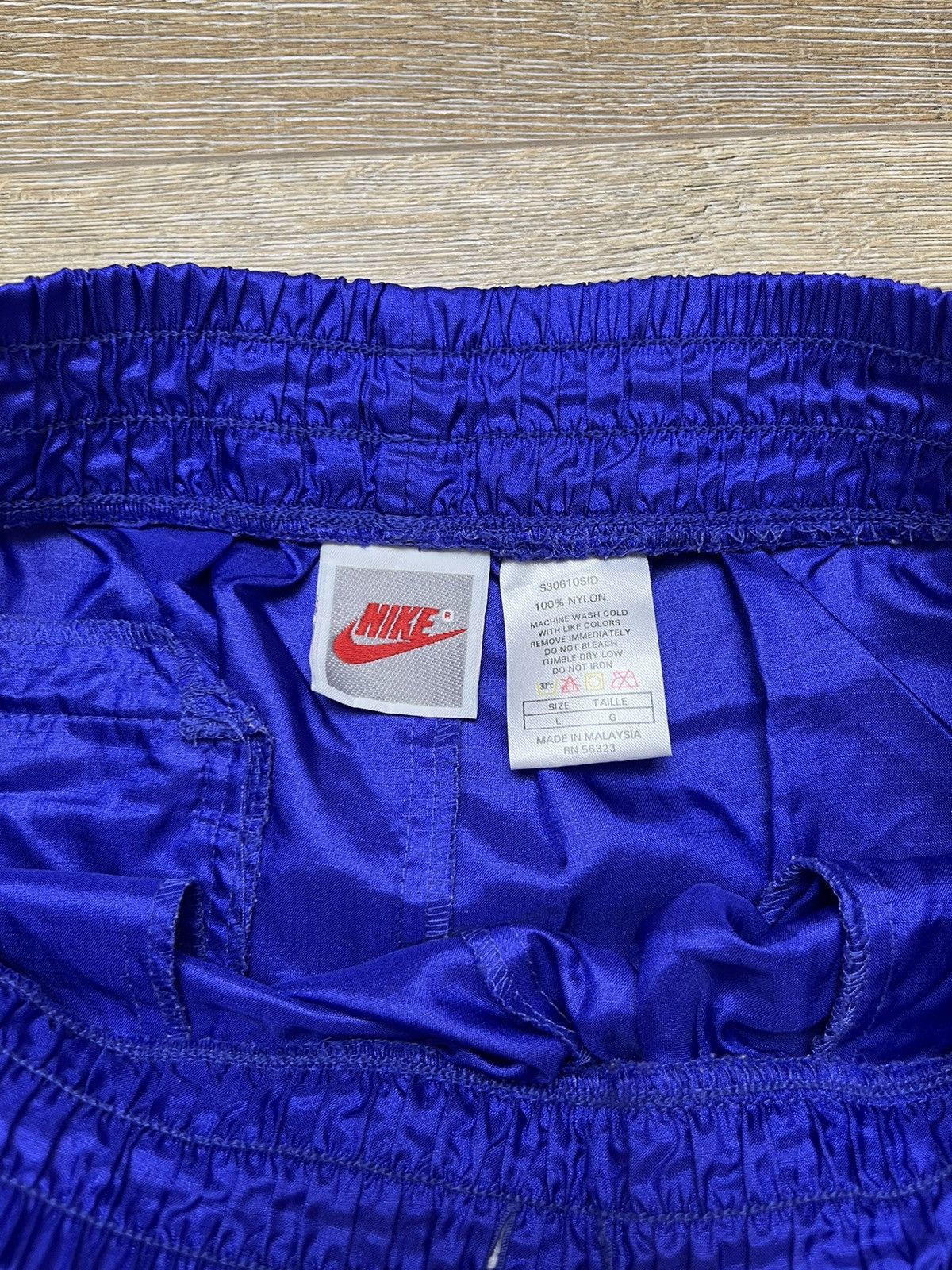 Nike VINTAGE NIKE BAGGY PANTS 90S Size US 34 / EU 50 - 13 Thumbnail