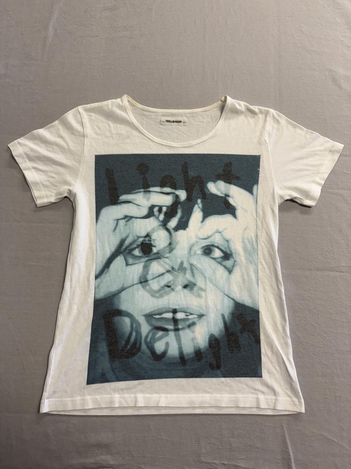 Designer Guell Mustard Hipster Photo T-shirt Light Delight Eye Goggle Size S / US 4 / IT 40 - 1 Thumbnail