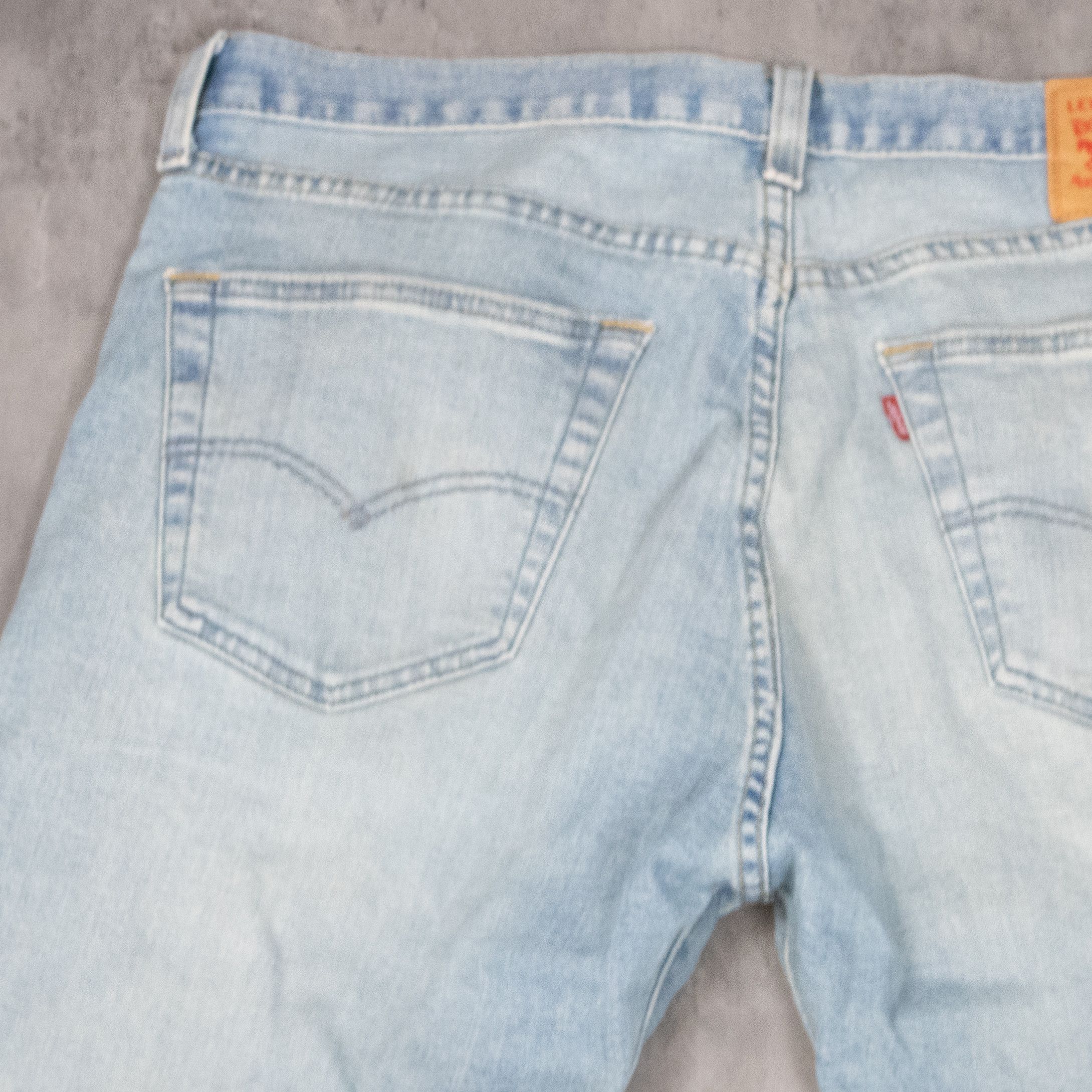Levi's Levis 501 Straight Legged Distressed Midwash Denim Pant’s Size US 34 / EU 50 - 17 Thumbnail
