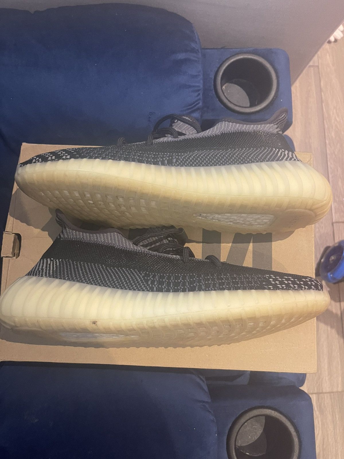 Yeezy Yeezy 350 carbon Size US 10.5 / EU 43-44 - 4 Thumbnail