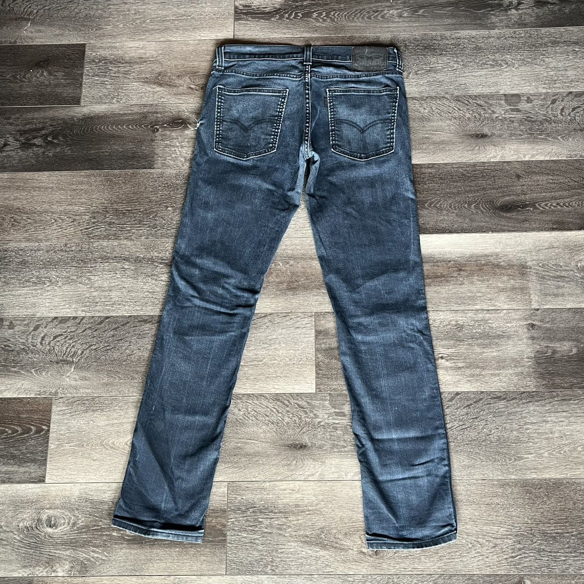 Levi's Vintage 2000s Levis 511 Slim Fit Navy Wash Denim Jeans 32x33 Size US 32 / EU 48 - 2 Thumbnail