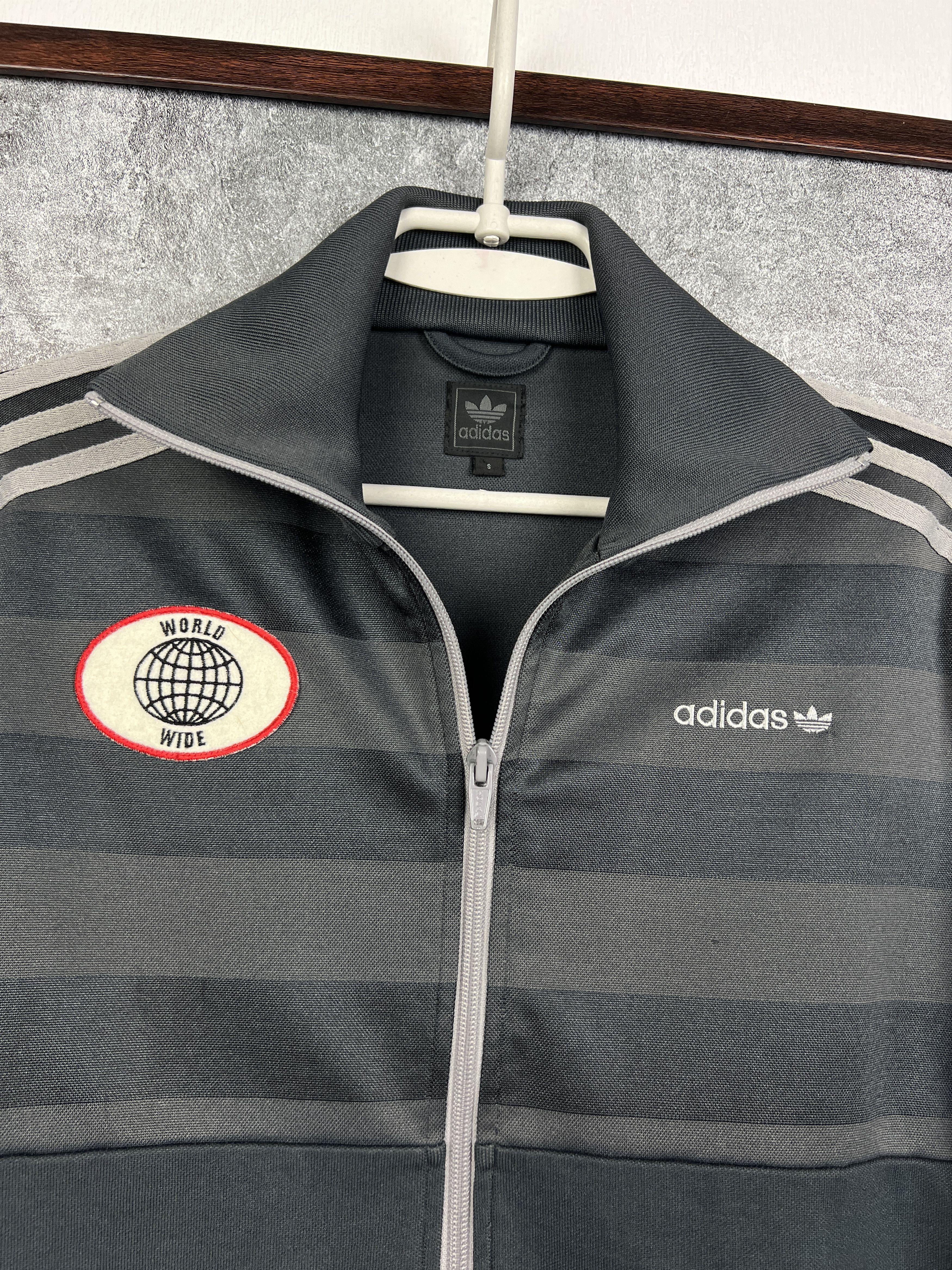 Adidas Adidas Originals World Wide Striped Track Top Jacket Rare Size US S / EU 44-46 / 1 - 3 Thumbnail