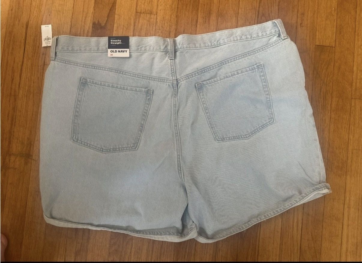 Old Navy Old Navy plus size jean shorts size 26 Size 42" / US 20 - 2 Thumbnail