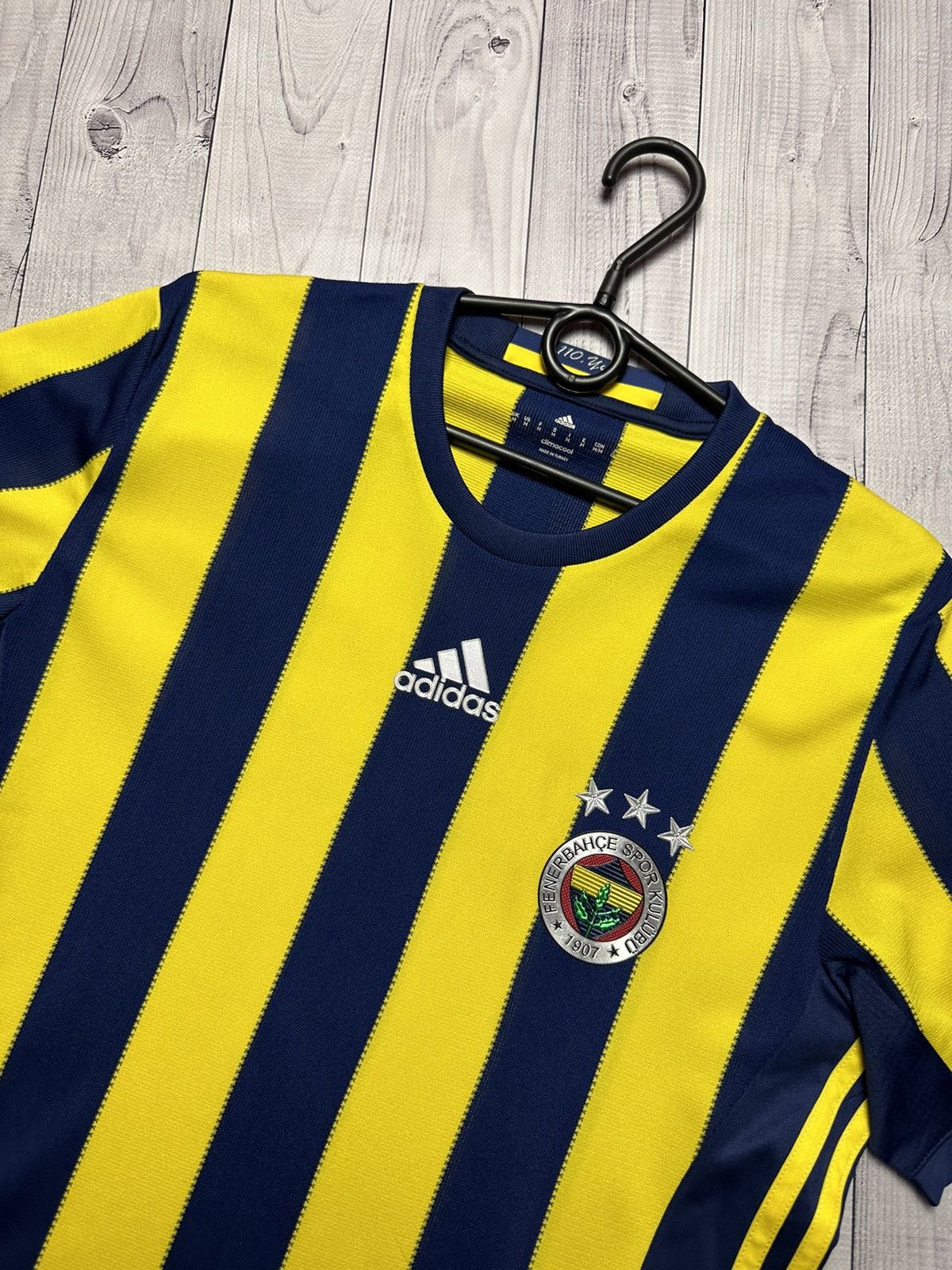 Adidas Vintage adidas Fenerbahce soccer jersey size M Striped Size US M / EU 48-50 / 2 - 2 Thumbnail