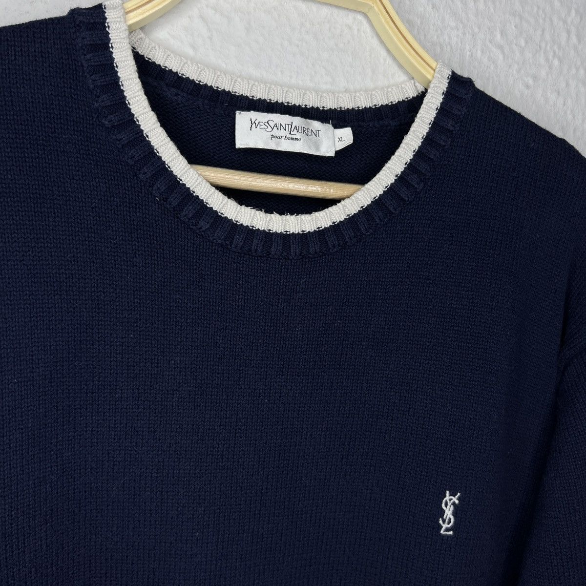 Yves Saint Laurent Yves Saint Laurent YSL Jumper Sweater Knitwear Navy Beige Size US XL / EU 56 / 4 - 4 Thumbnail