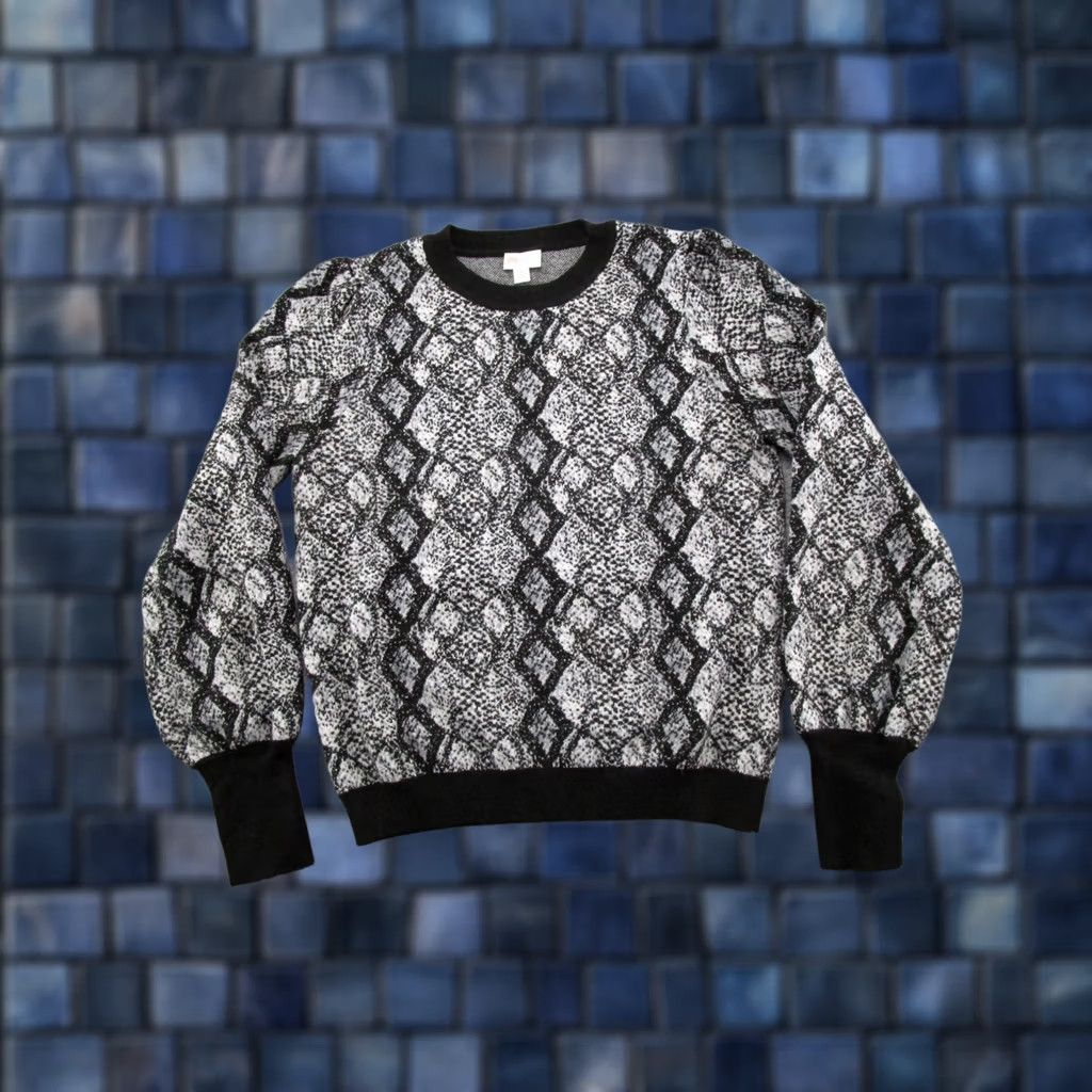Vintage LuLaRoe Womens Geometric Knit Pullover Black White Stretch Size M Sweater Womens Pullover Size M / US 6-8 / IT 42-44 - 1 Thumbnail