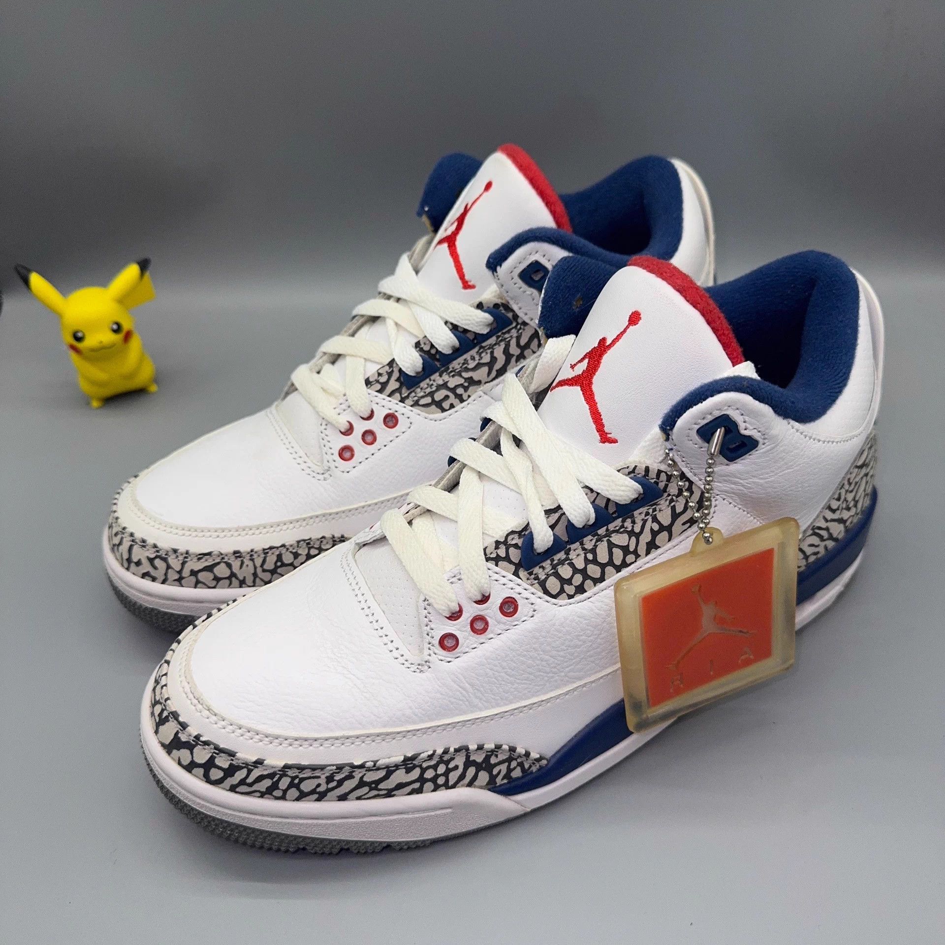 Nike Jordan AJ3 White Blue Size 42 Size US 9 / EU 42 - 1 Thumbnail