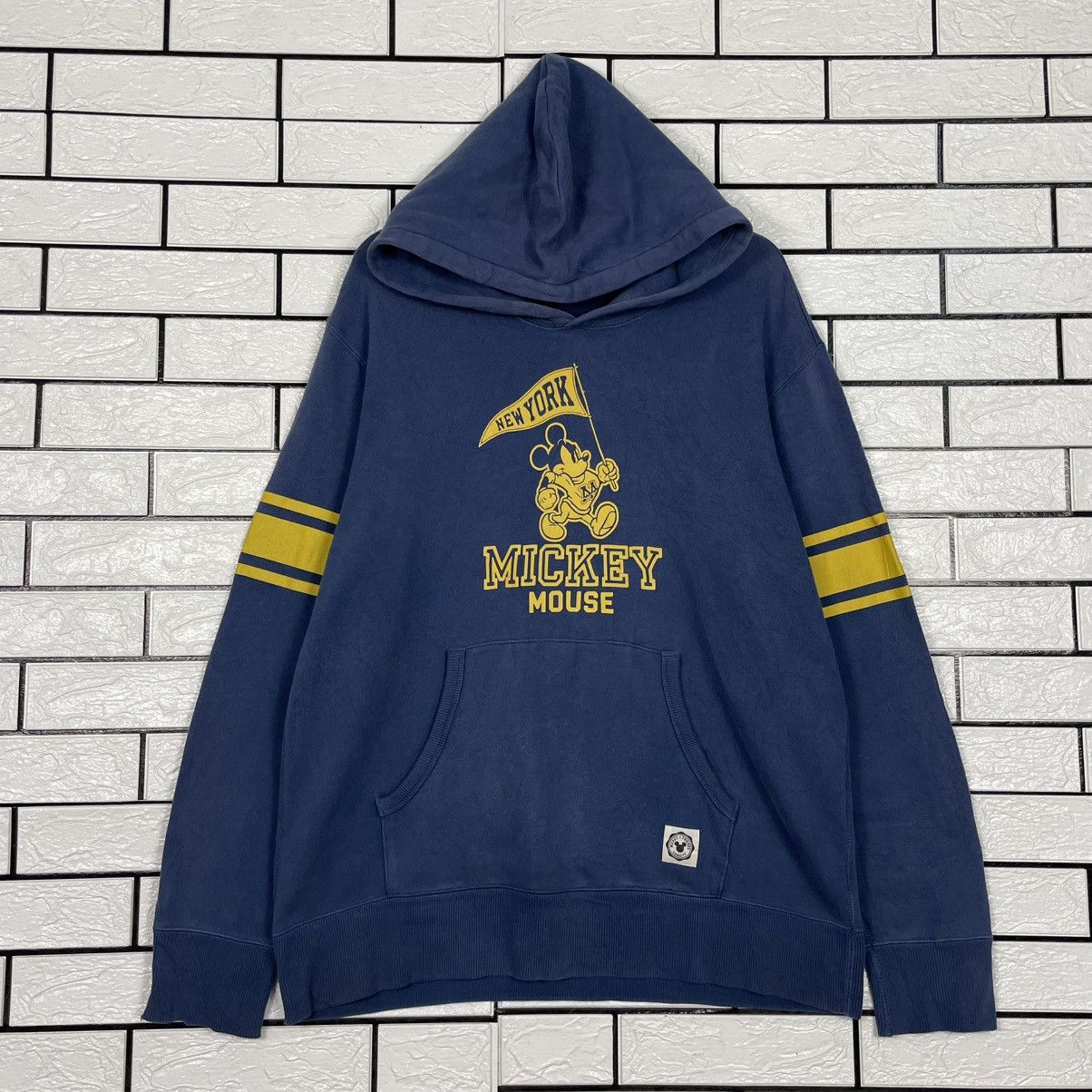 Disney Uniqlo x Disney Mickey Mouse Hoodie Size US L / EU 52-54 / 3 - 1 Thumbnail
