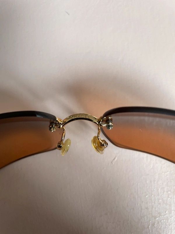 Chanel Chanel Sunglasses 4017 CC Rhinestone Logo Rimless Vintage Size ONE SIZE - 4 Thumbnail