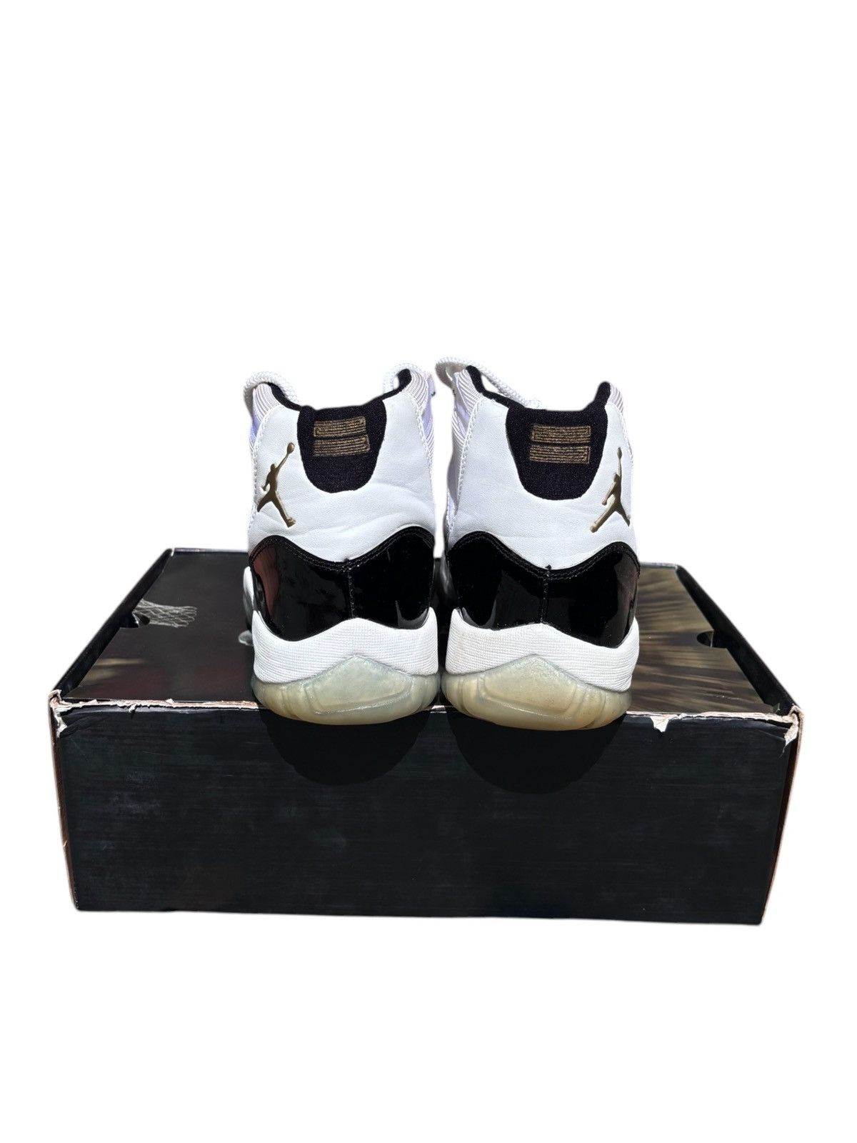 Jordan Brand Jordan 11 DMP Gold Eyelets Sample Size US 9.5 / EU 42-43 - 4 Thumbnail