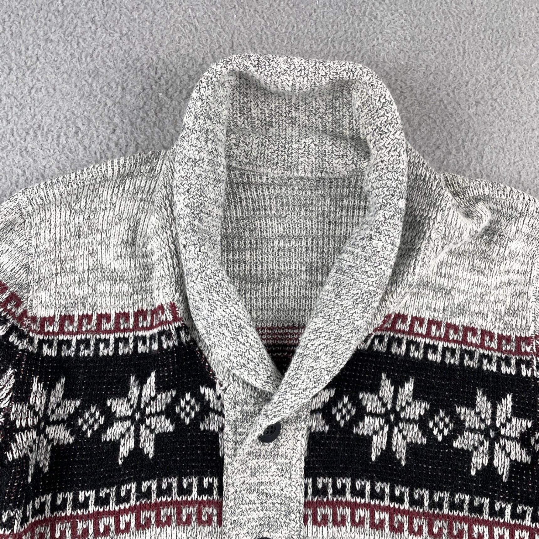 Vintage Vtg Unbranded Cardigan Sweater Geometric Stripe Design Long Sleeve Knit Collar Gray Large Men Notes: CozySoft Winter Snowflake Design Size US L / EU 52-54 / 3 - 2 Thumbnail
