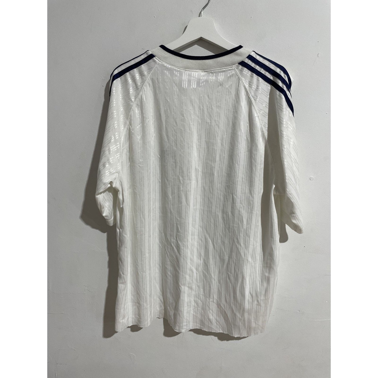 Other VINTAGE ADIDAS SOCCER JERSEY SIZE LARGE Size US L / EU 52-54 / 3 - 2 Thumbnail