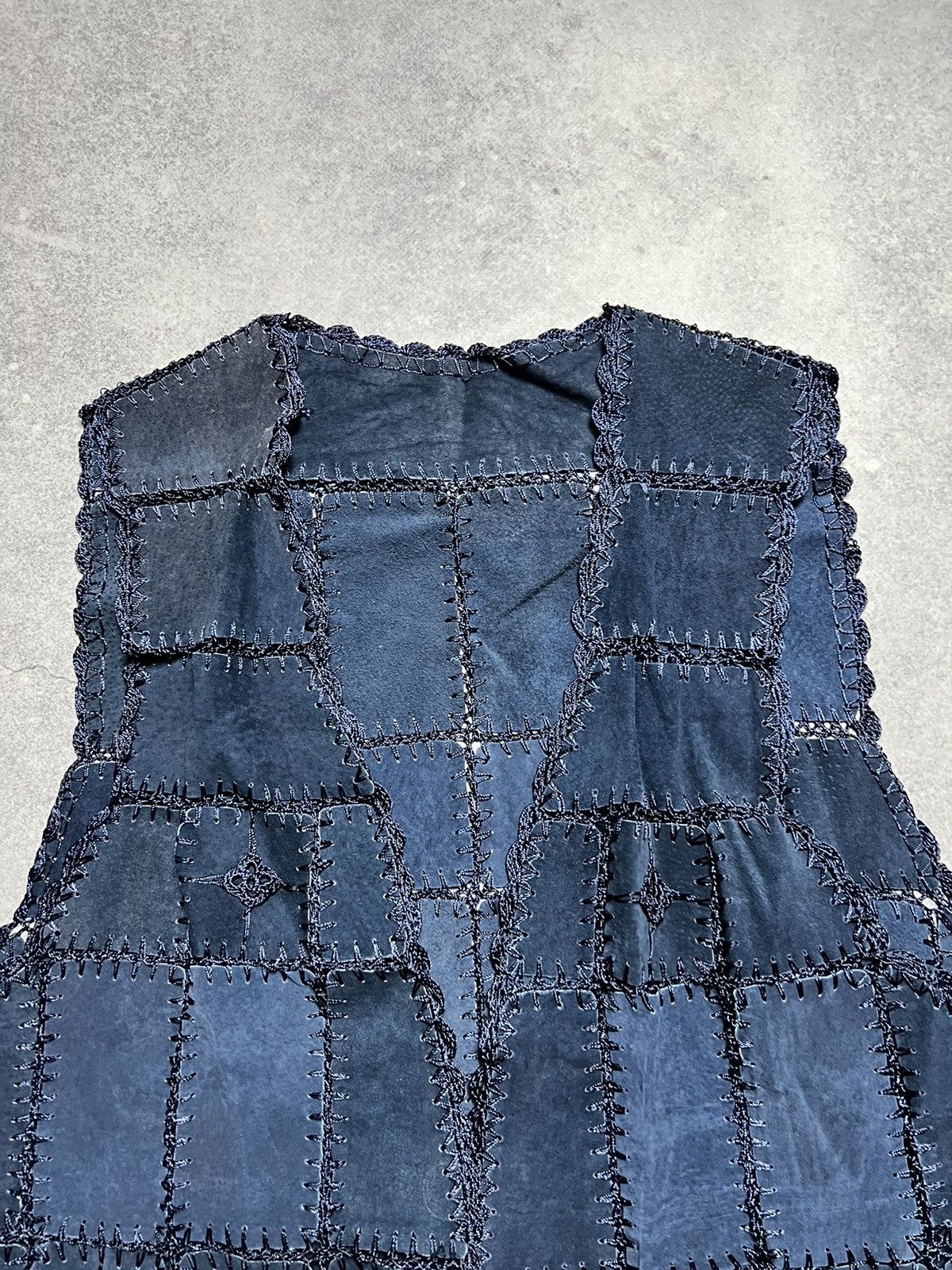 Japanese Brand Vintage Patchwork Faded Suede Rick Owens Style Y2K Vest Size L / US 10 / IT 46 - 4 Thumbnail