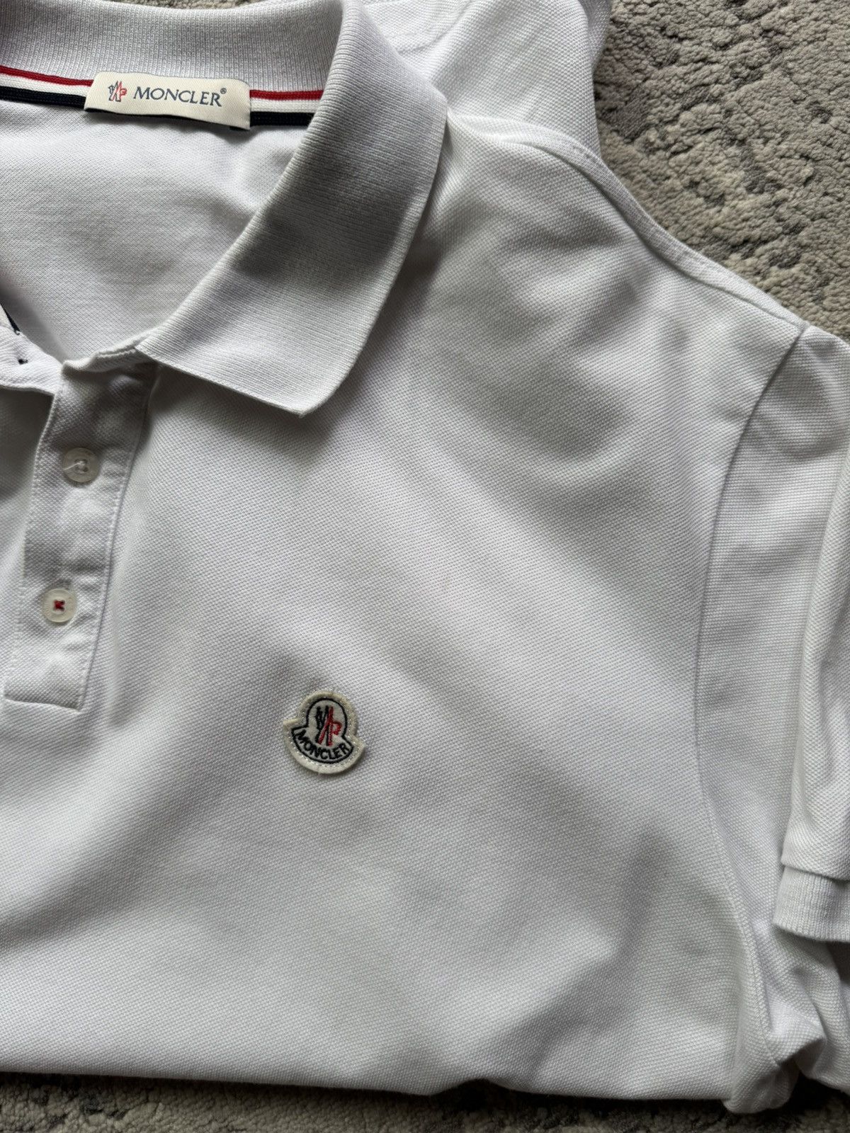 Moncler Moncler polo T shirt size Xl Size US XL / EU 56 / 4 - 6 Thumbnail