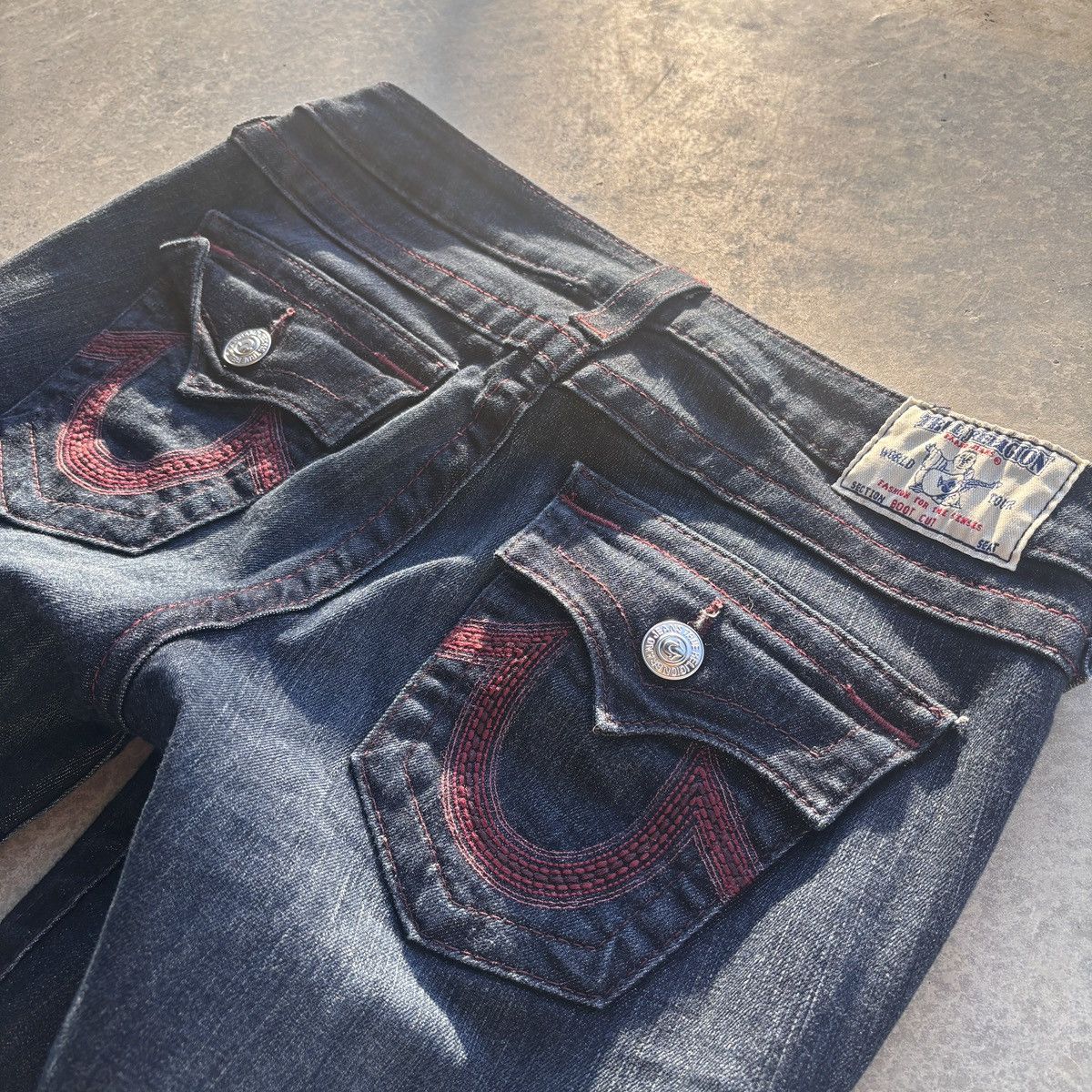 True Religion True Religion Dark Wash Bootcut Denim Size US 28 / EU 44 - 3 Thumbnail