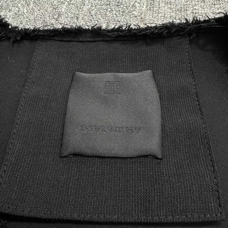 Givenchy Givenchy Size48 Solid Color Wool Vest Size US M / EU 48-50 / 2 - 4 Thumbnail